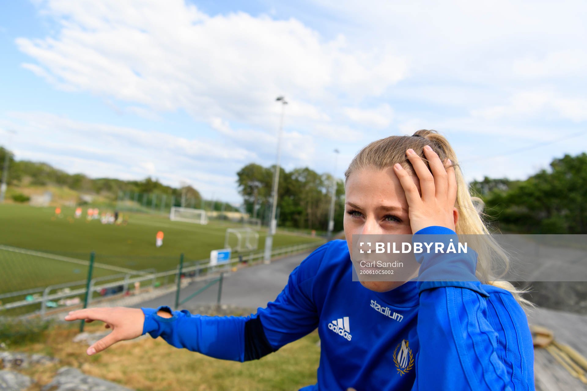 Donsö IS Mathilda Fhager blir intervjuad