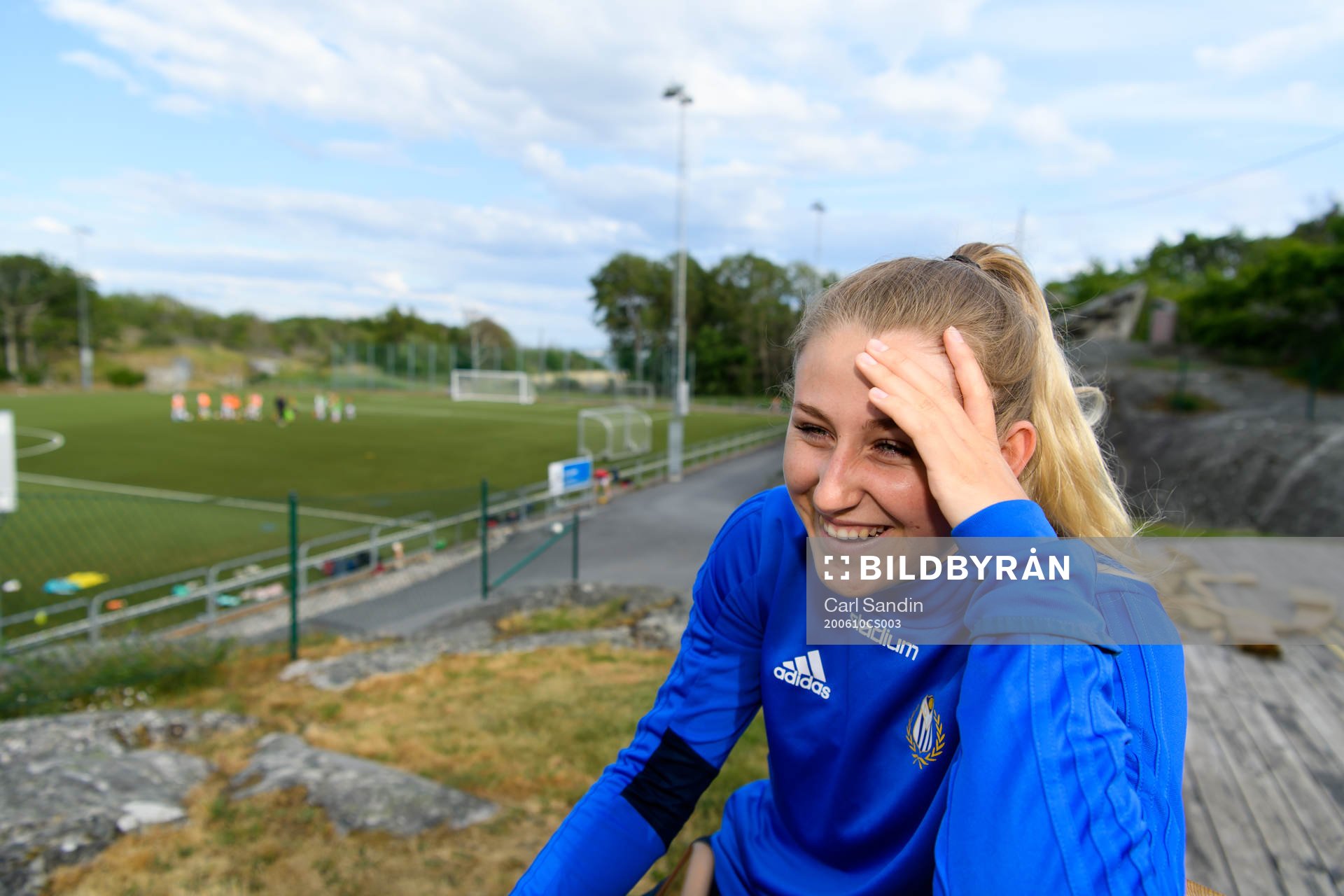 Donsö IS Mathilda Fhager blir intervjuad