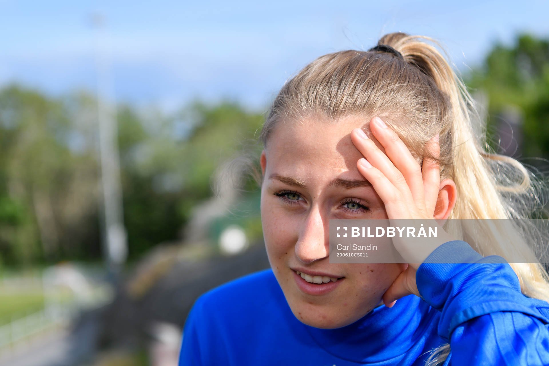 Donsö IS Mathilda Fhager blir intervjuad