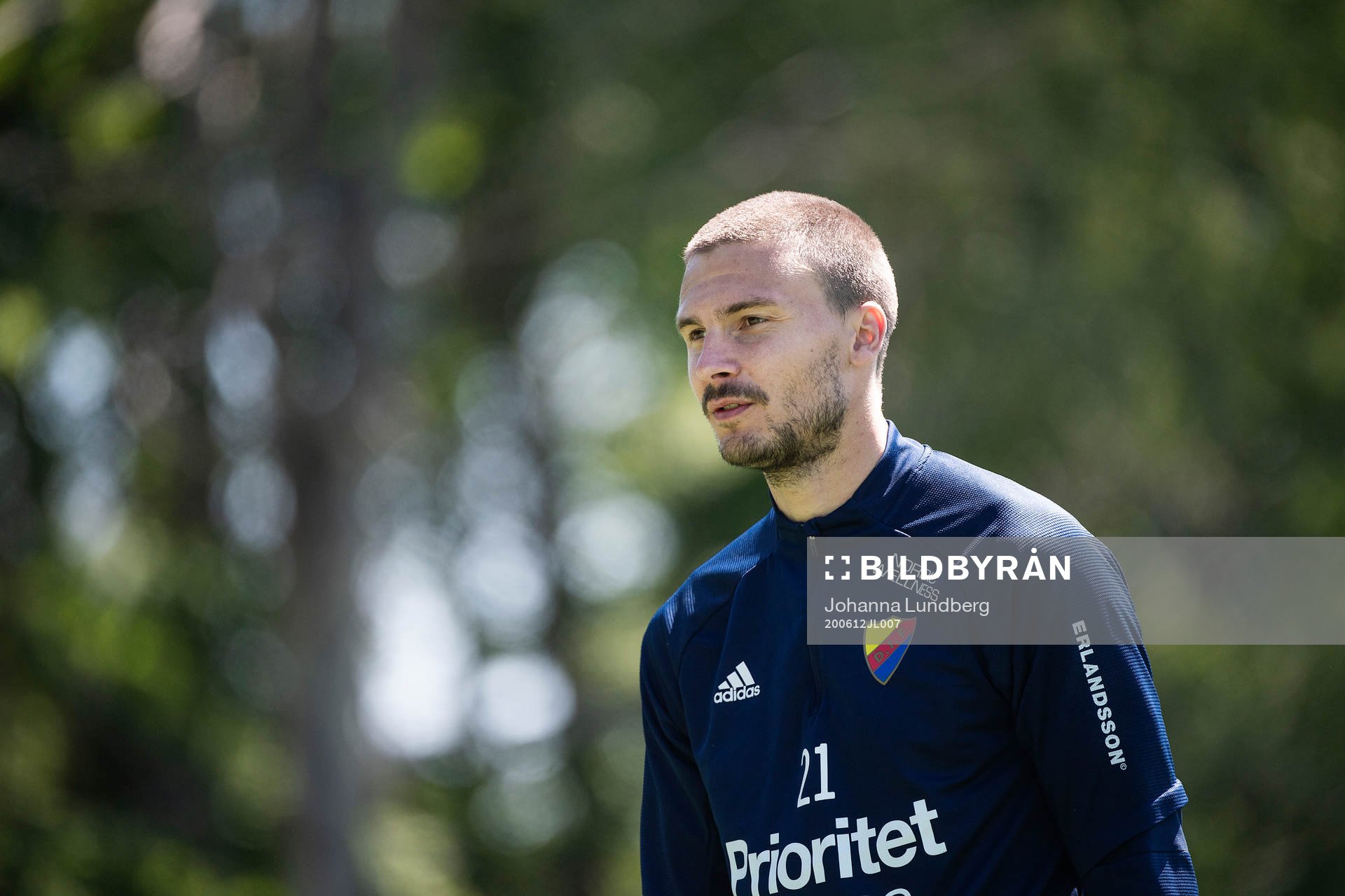 Erik Berg under en träning med Djurgården den 12 juni 2020 i Stockholm.