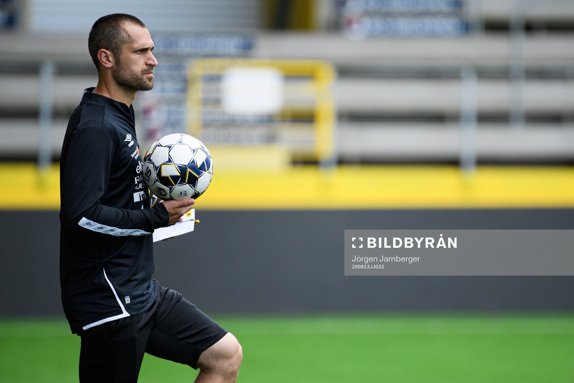 Assisterande tränare Emir Bajrami