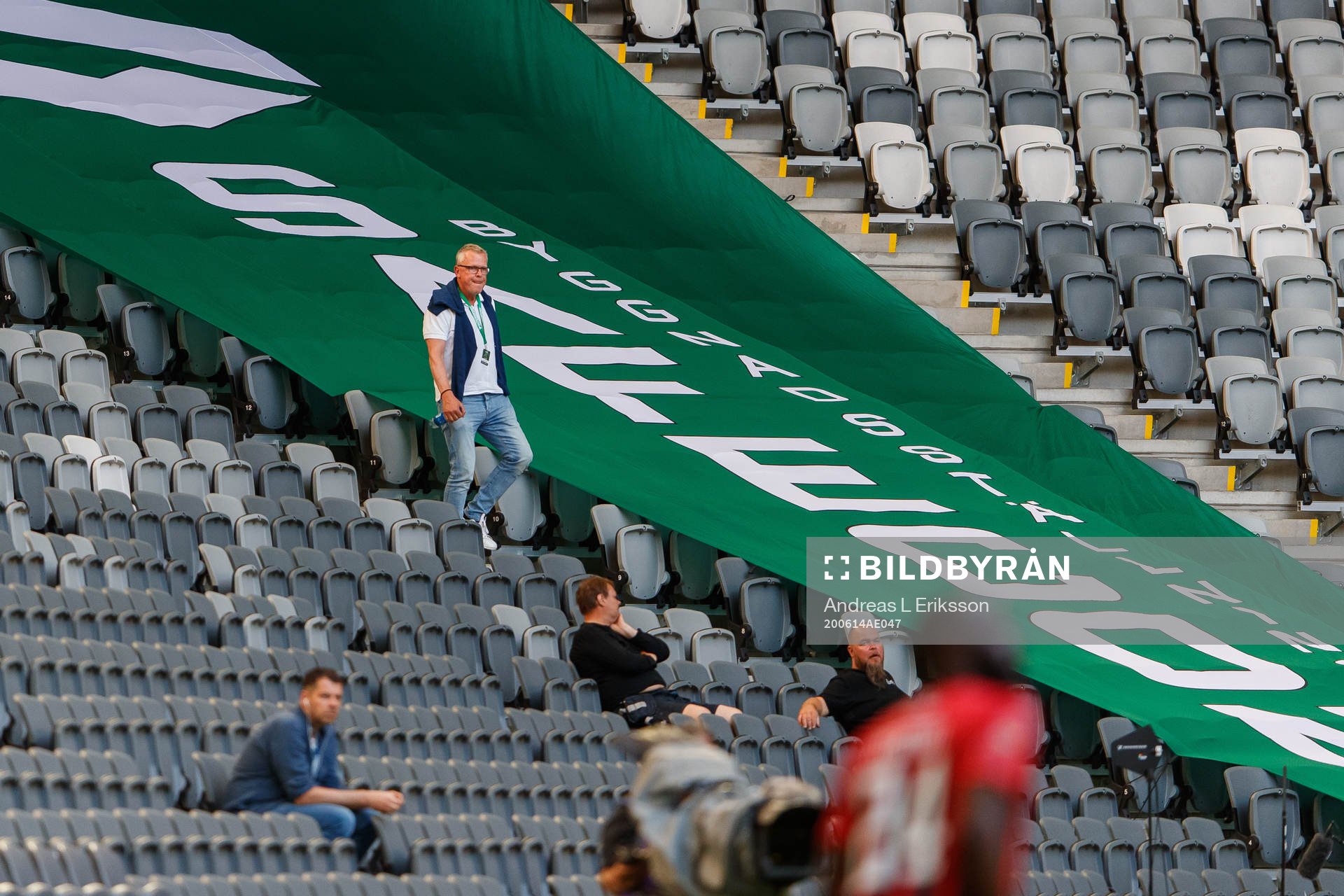 Janne Andersson, förbundskapten Sveriges herrlandslag i fotboll, på läktaren under fotbollsmatchen i Allsvenskan mellan Hammarby och Östersund den 14 juni 2020 i Stockholm.