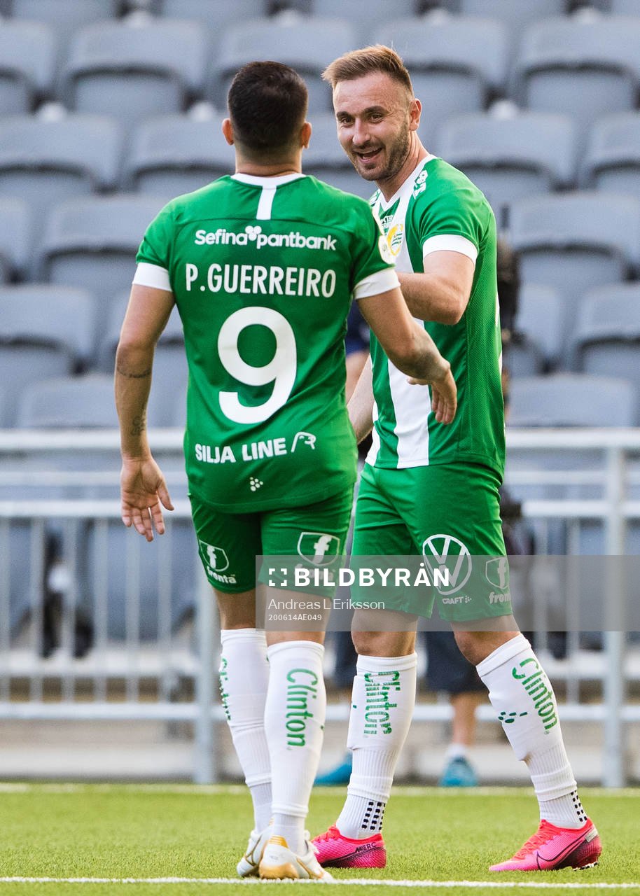 Hammarbys Muamer Tankovic jublar