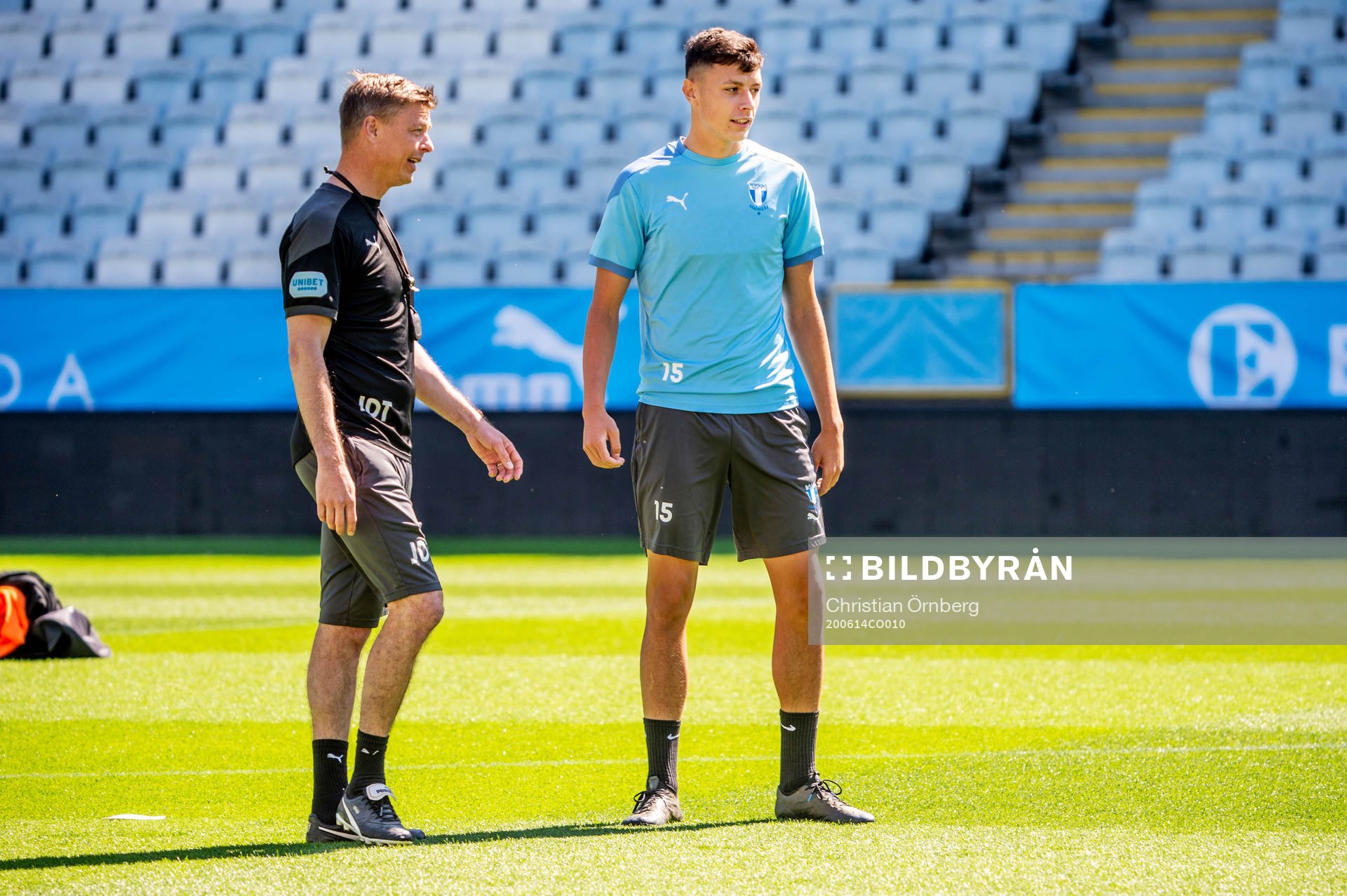 Tränare Jon Dahl Tomasson och Anel Ahmedhodzic