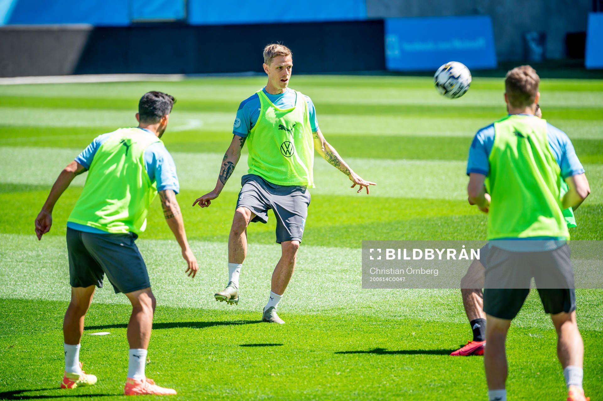 Sören Rieks i mitten under en träning med Malmö FF den 14 juni 2020 i Malmö.