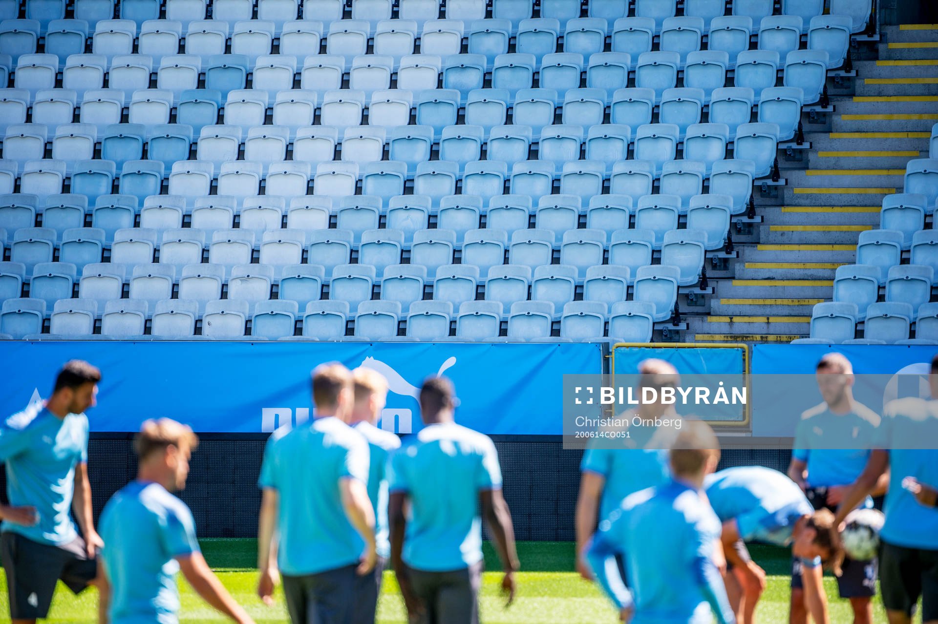 Tomma läktare under en träning med Malmö FF den 14 juni 2020 i Malmö.