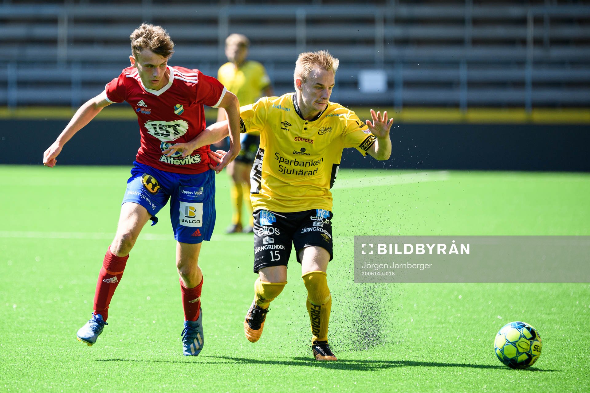 Östers Emil Wolff och Elfsborgs Mattias Mannerstål