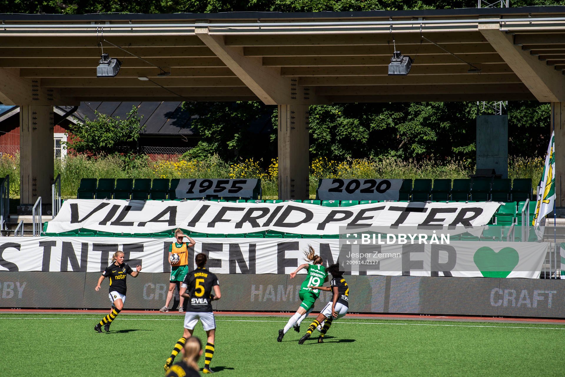 Banderoller på läktaren