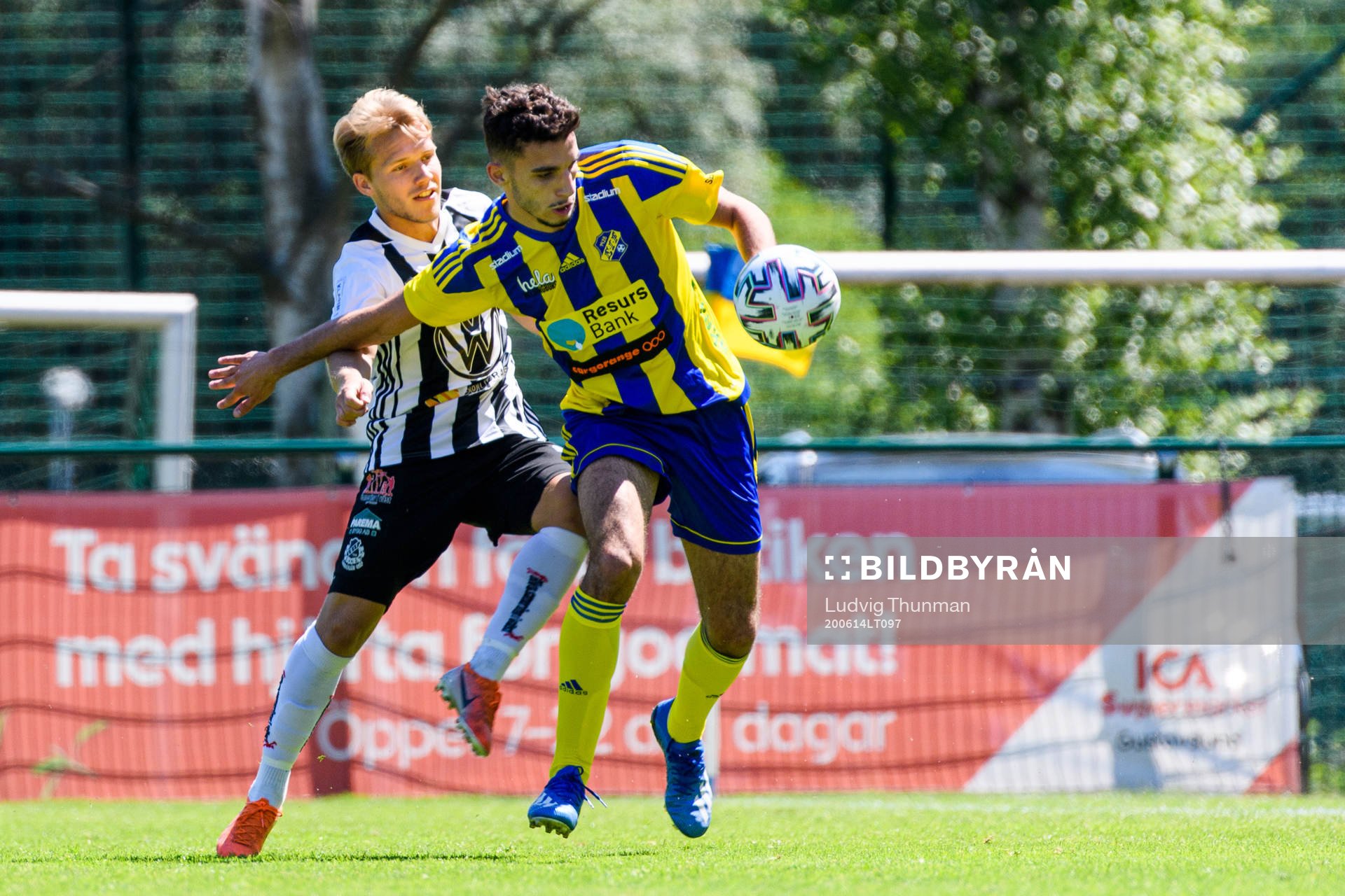 Eskilsminnes Gjenis Zeqiri och Lindomes Hampus Dahlqvist