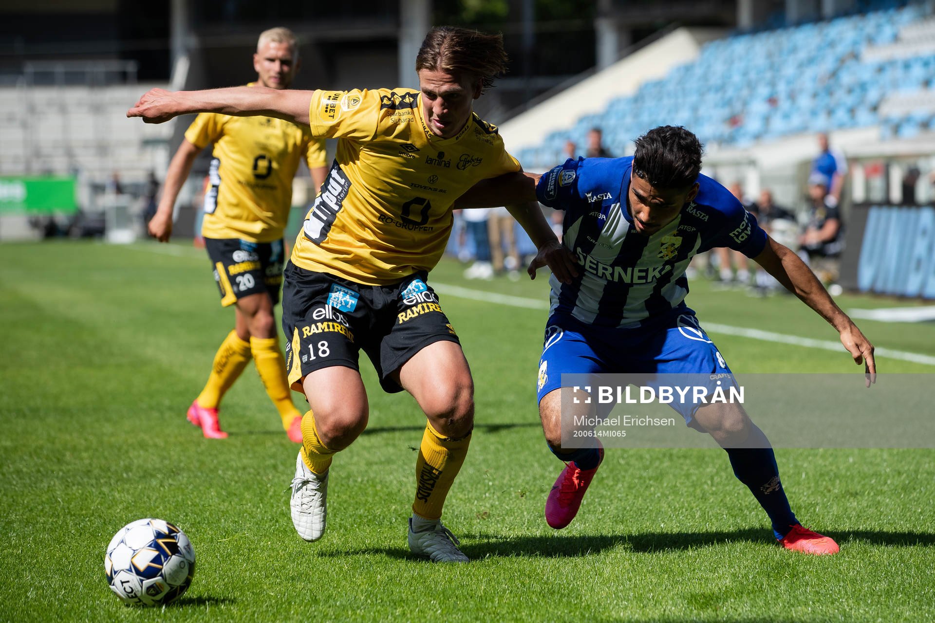 Elfsborgs Simon Olsson och IFK Göteborgs Hosam Aiesh