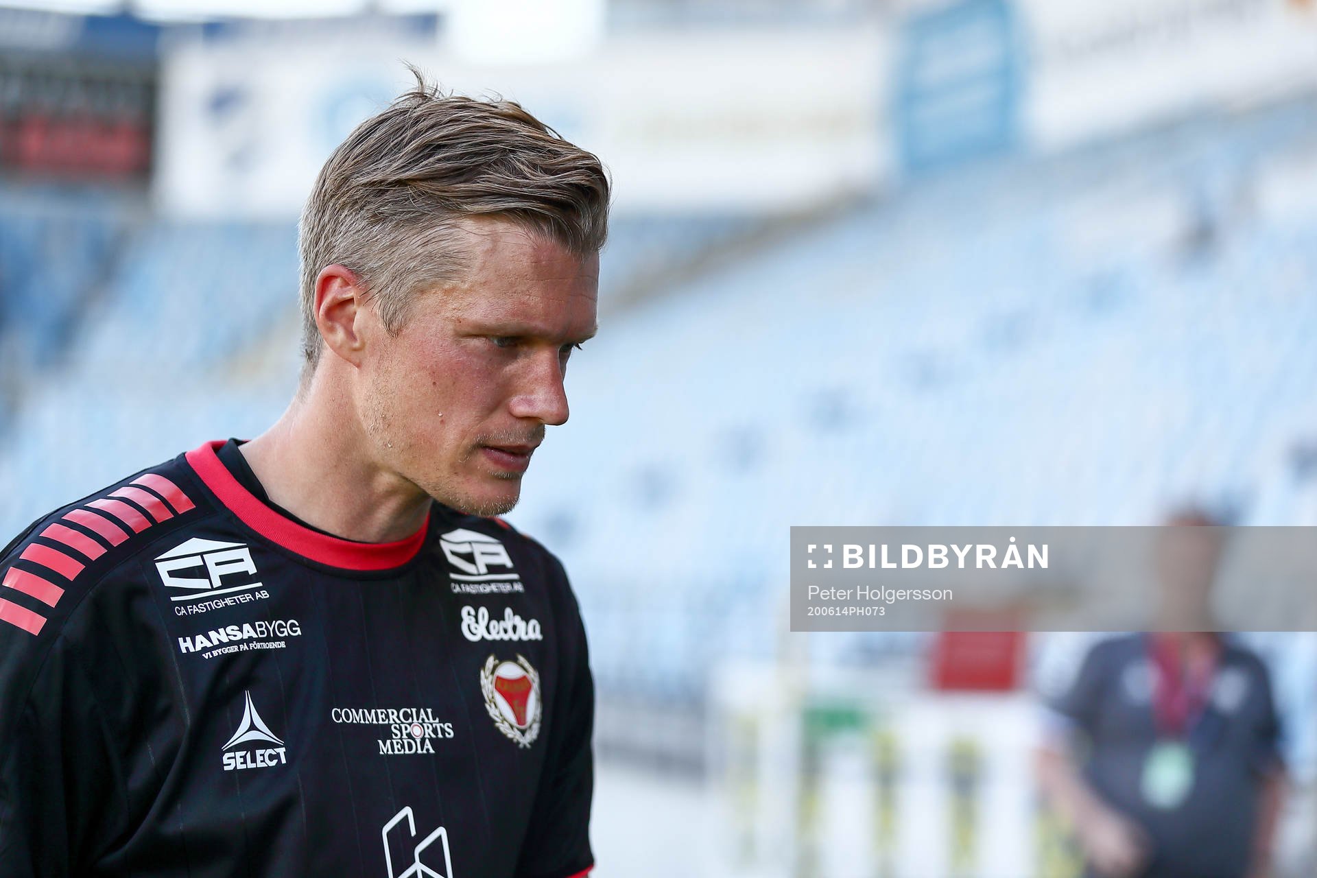 Kalmars Viktor Elm deppar