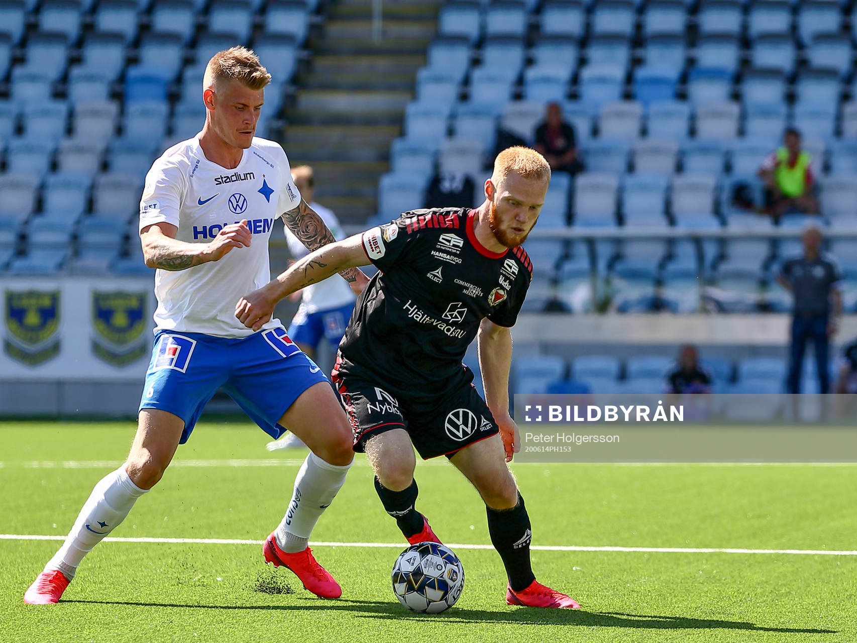 Kalmars Nils Fröling och IFK Norrköpings Eric Smith