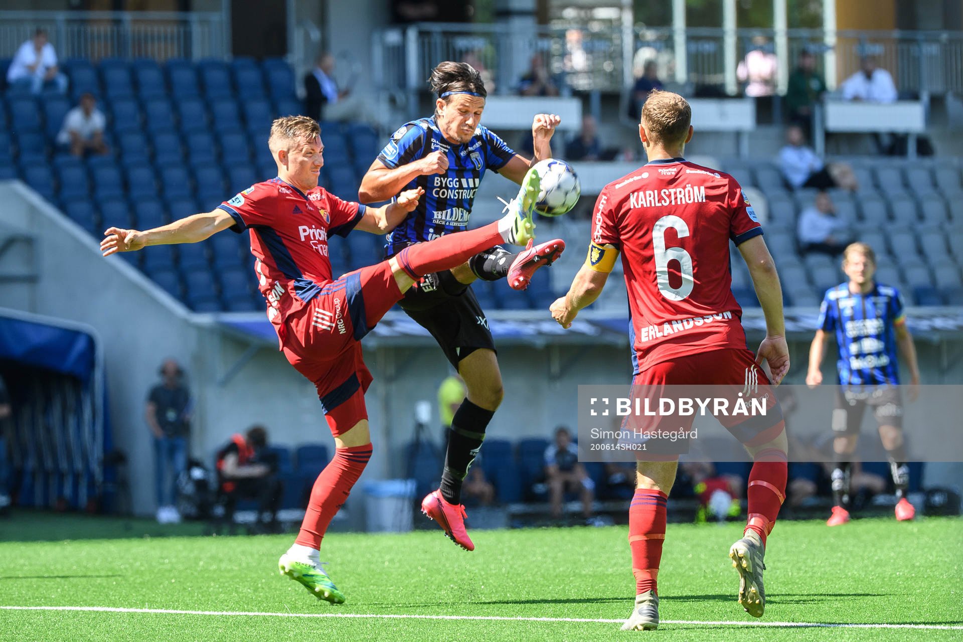 Djurgårdens Fredrik Ulvestad och Sirius Stefano Vecchia
