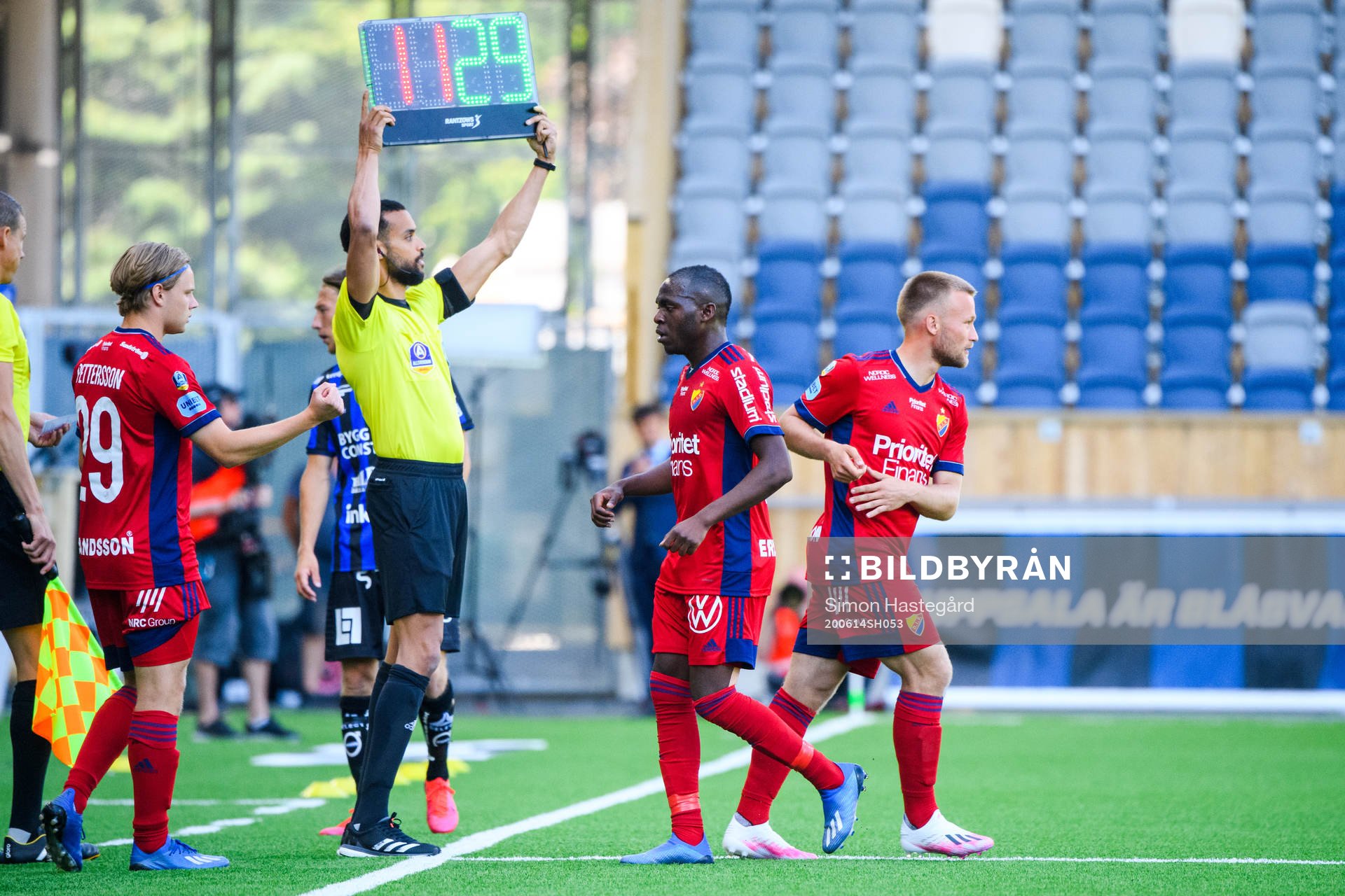 Djurgårdens Edward Chilufya byts ut mot Oscar Pettersson