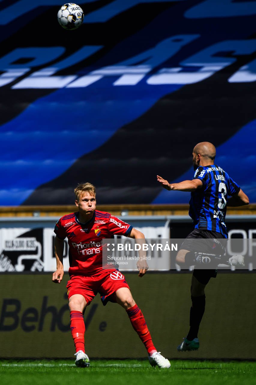 Djurgårdens Jonathan Augustinsson och Sirius Karl Larson