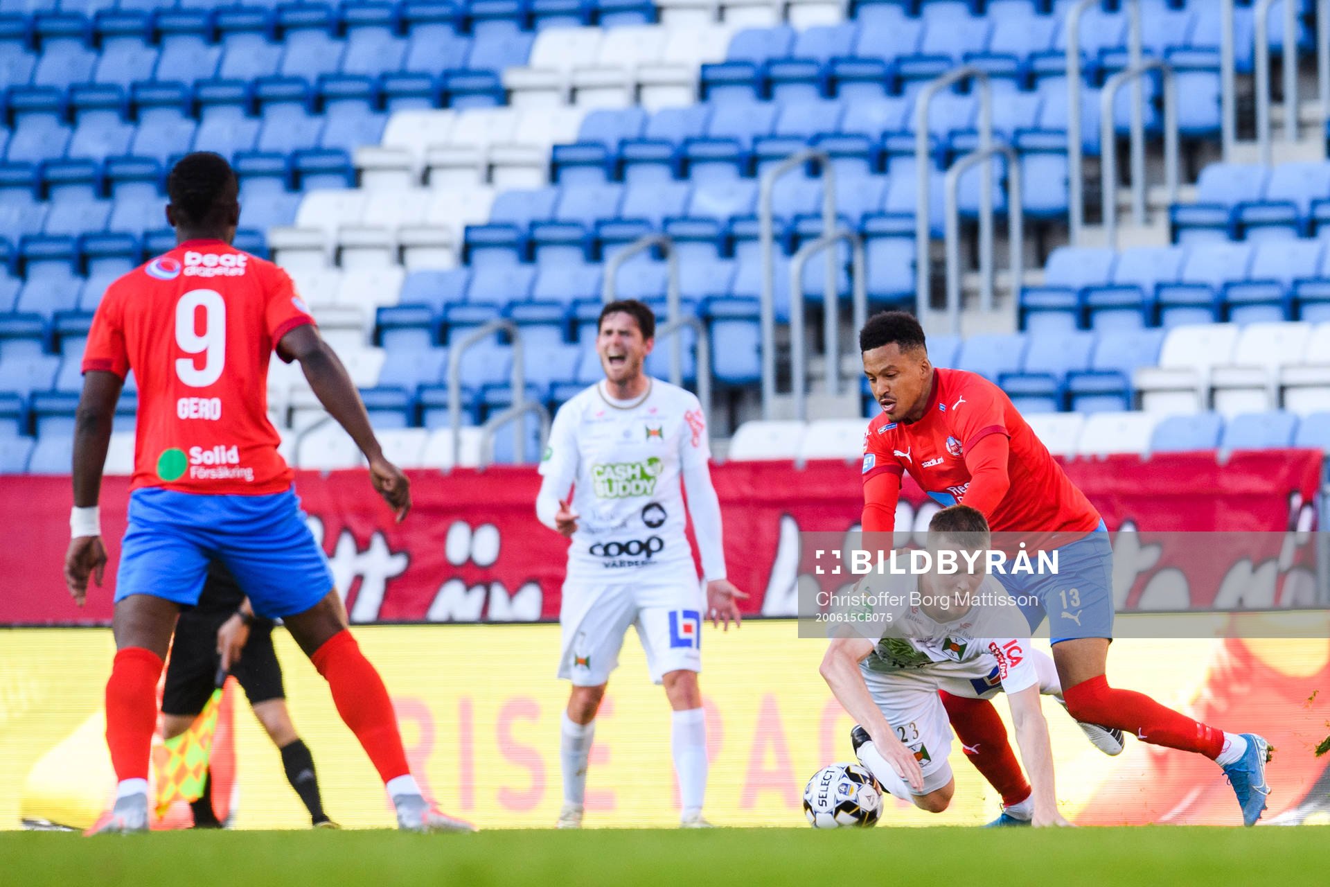 Helsingborgs Martin Olsson och Varbergs Anton Liljenbäck