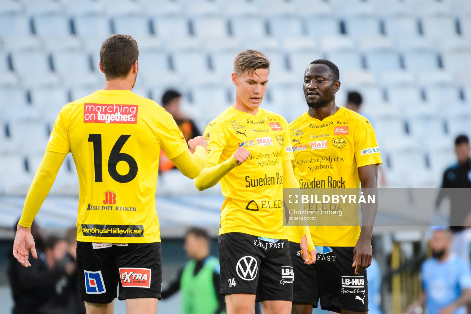 Mjällbys Jacob Bergström , Taylor Silverholt och Moses