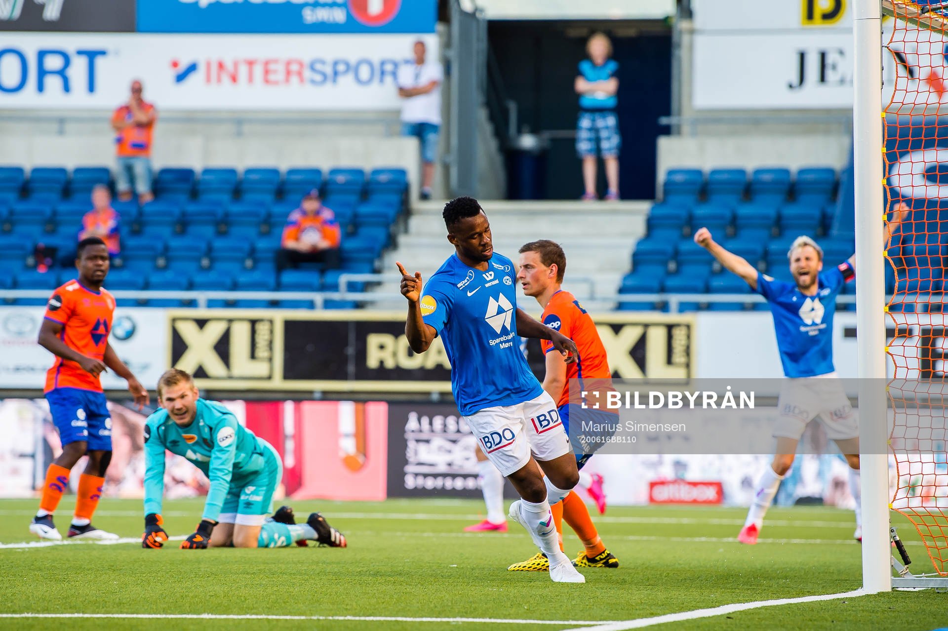 Leke Samson James of Molde celebrates