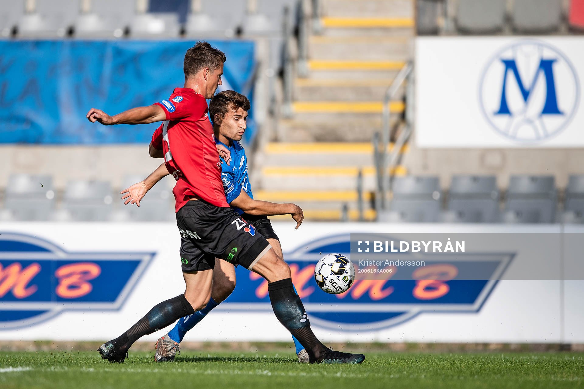 Trelleborgs Fredrik Liverstam och Halmstads Rasmus