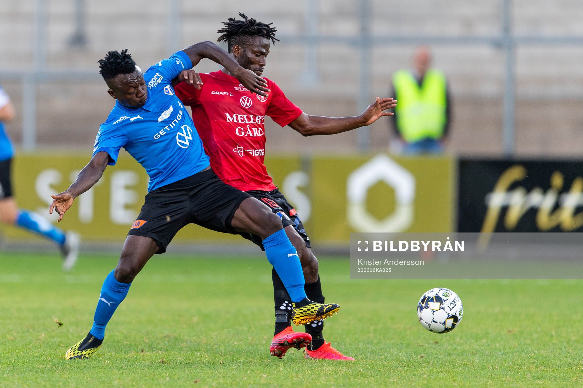 Halmstads Thomas Boakye och Trelleborgs Fatawu Safiu