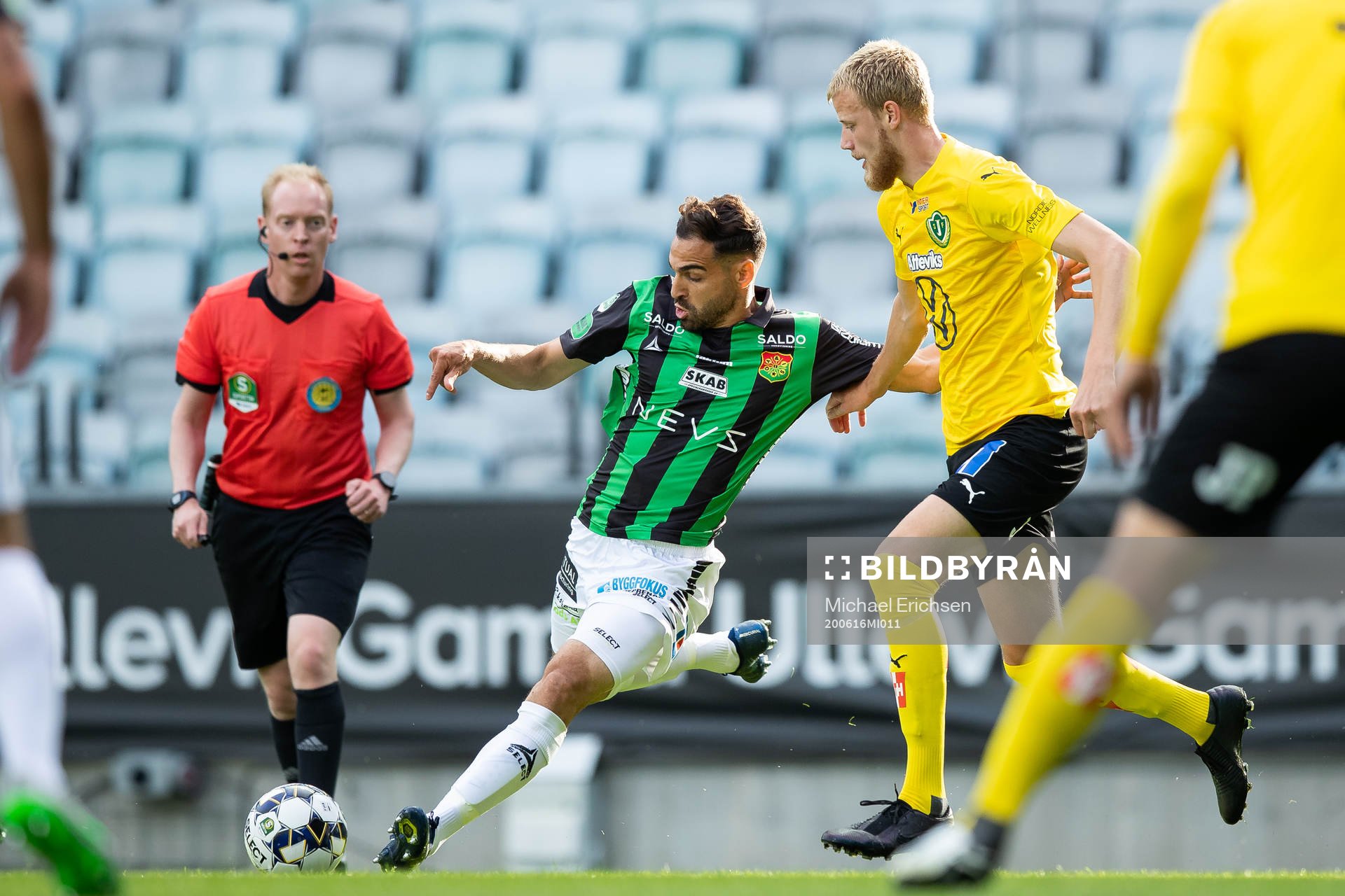 GAIS Mervan Celik och Jönköpings Elias Gustafson