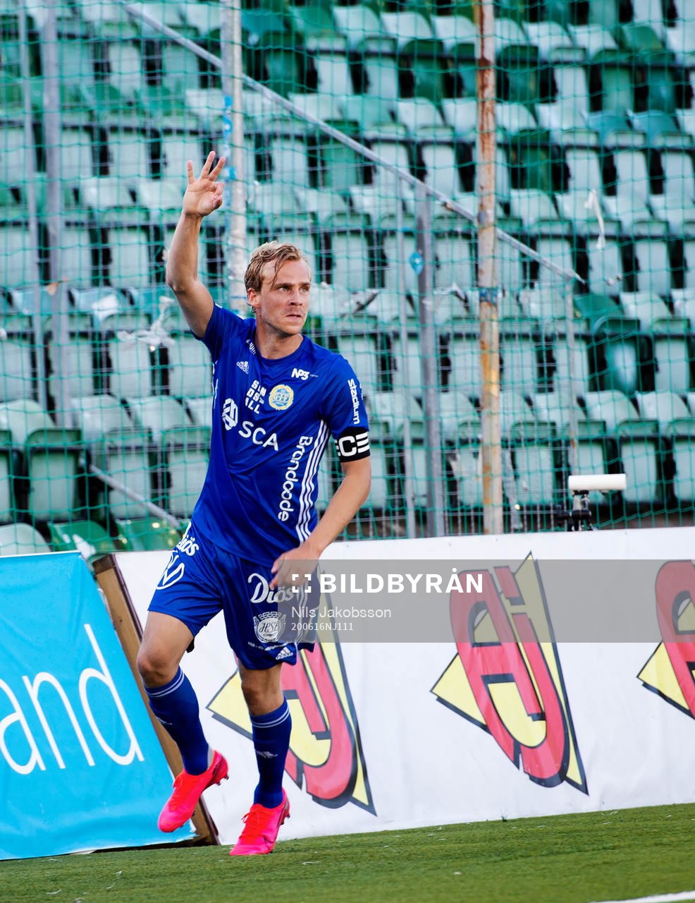 Sundsvalls Pontus Engblom jublar