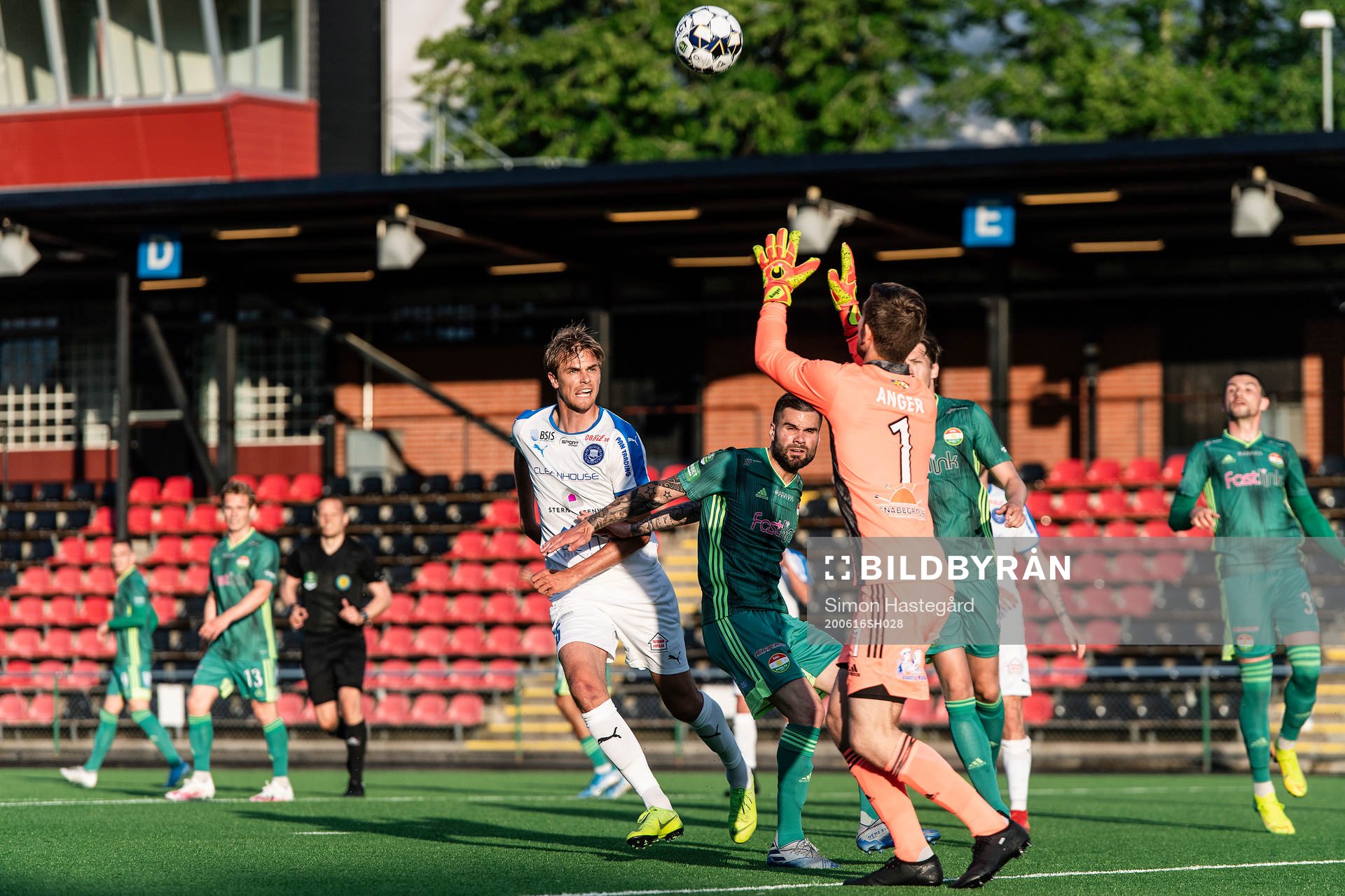 Akropolis Oscar Pehrsson mot Dalkurds Oscar Danielsson och