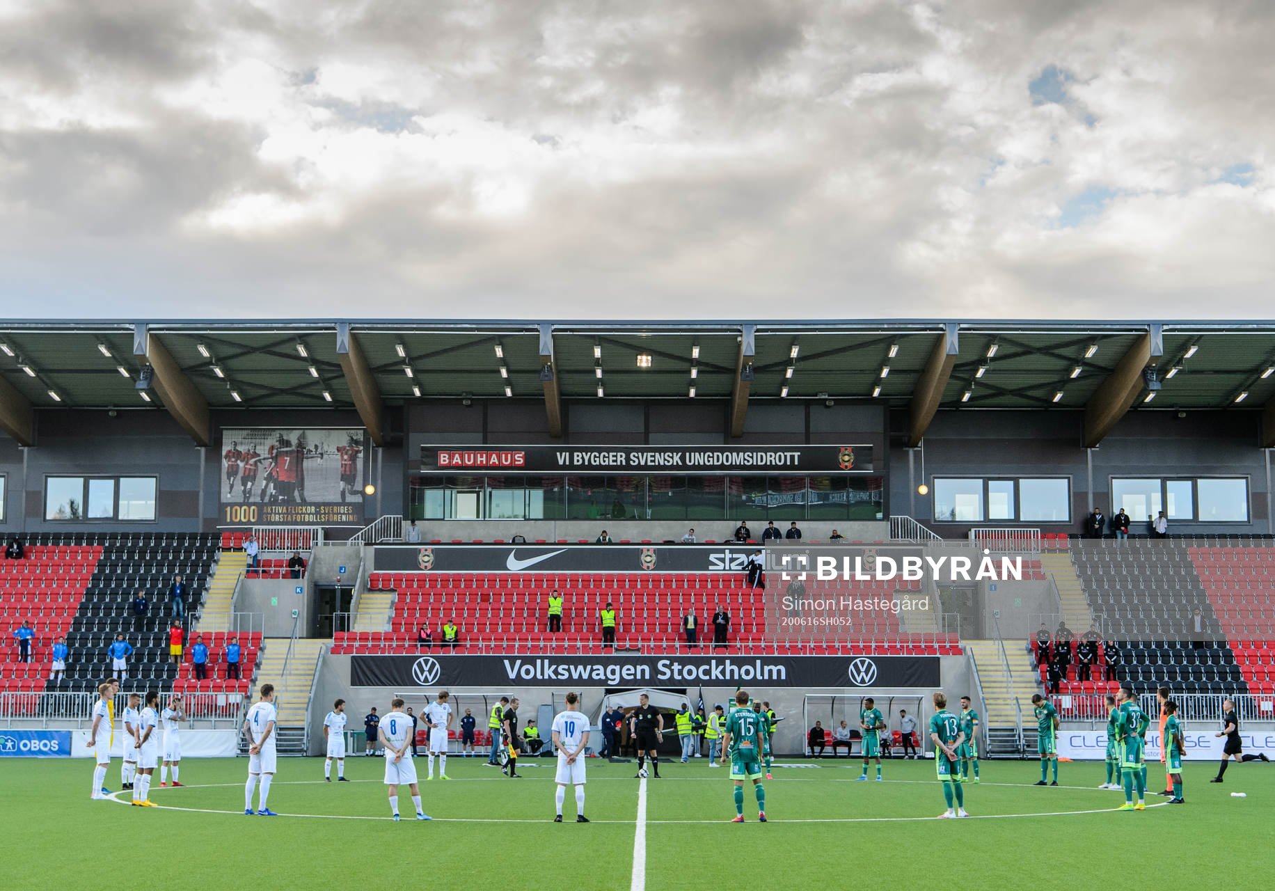 Tyst minut för att hedra offren av Coronaviruset Covid-19