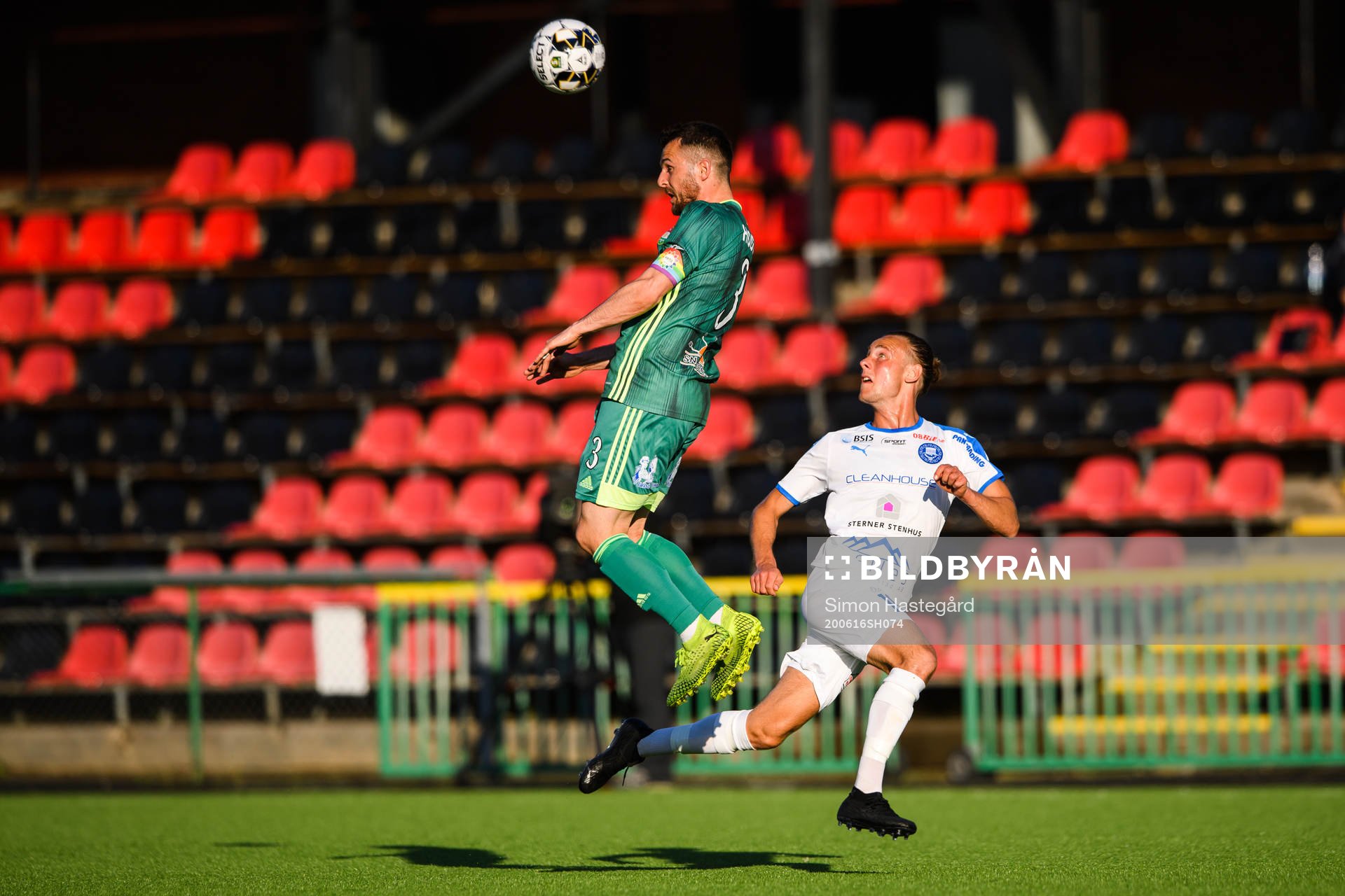Dalkurds Kadir Hodzic och Akropolis Cesar Weilid