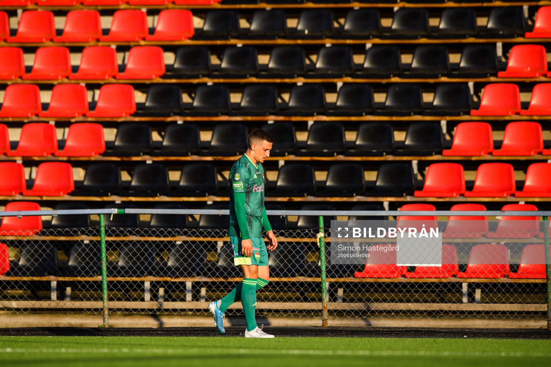 Dalkurds Arian Kabashi lämnar planen