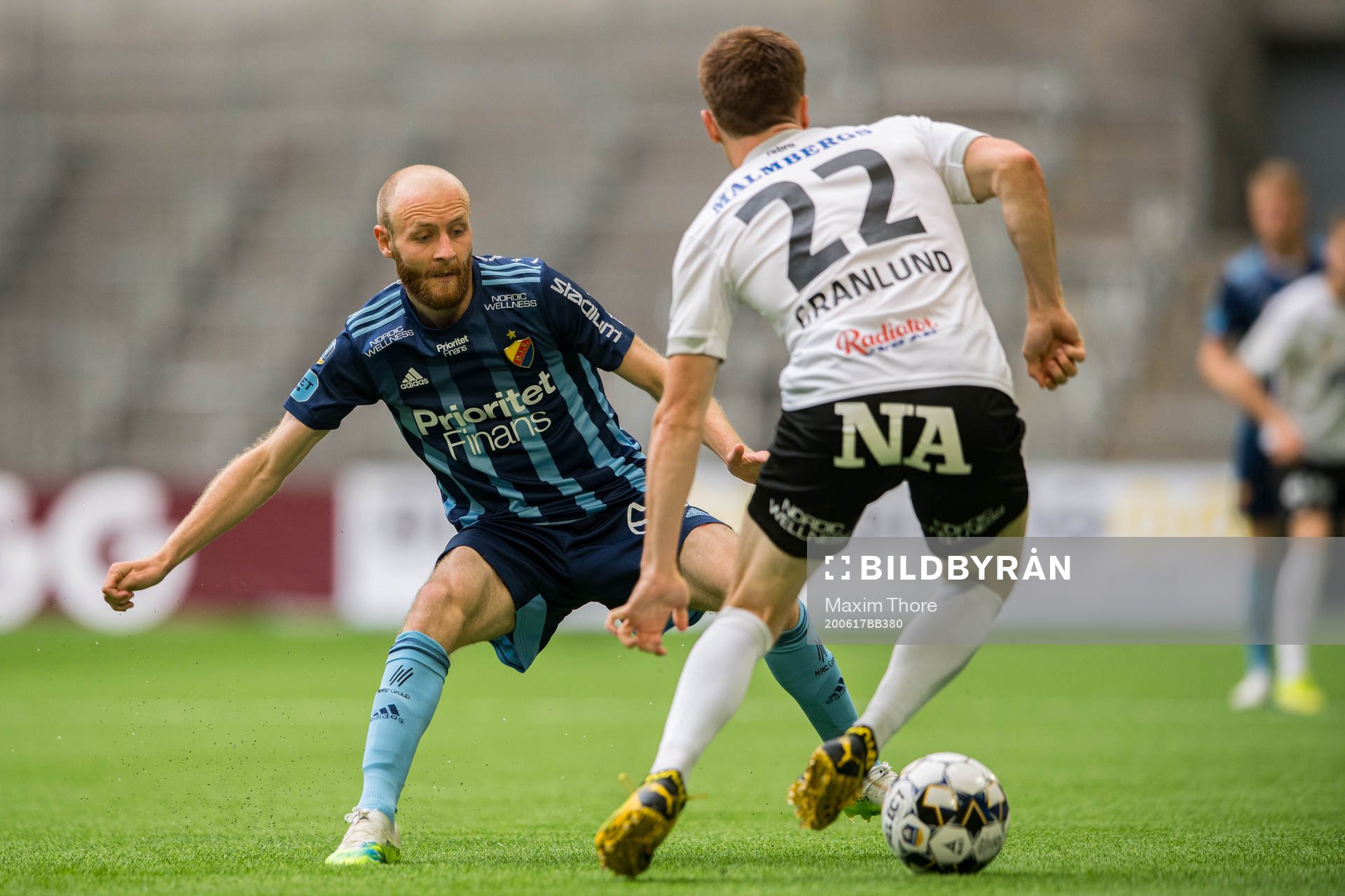 Djurgårdens Curtis Edwards och Örebros Albin Granlund