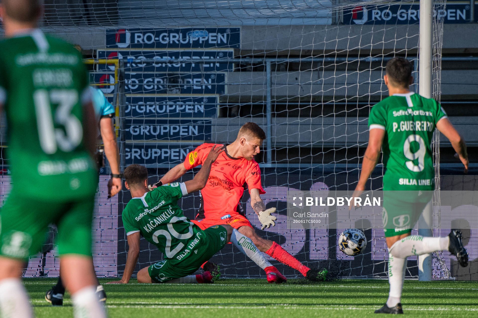 Hammarbys Alexander Kacaniklic gör 1-2 bakom Elfsborgs
