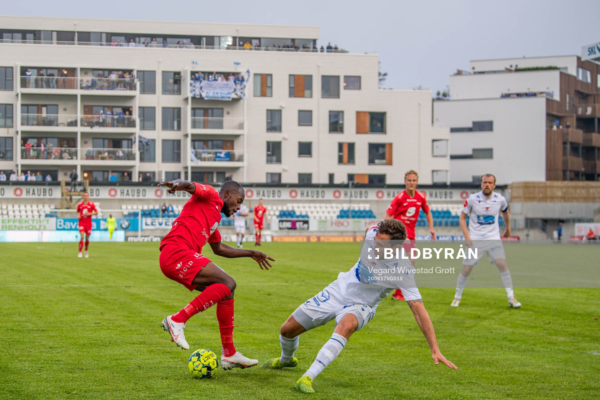 Gilbert Koomson of Brann and Benjamin Tiedemann Hansen of