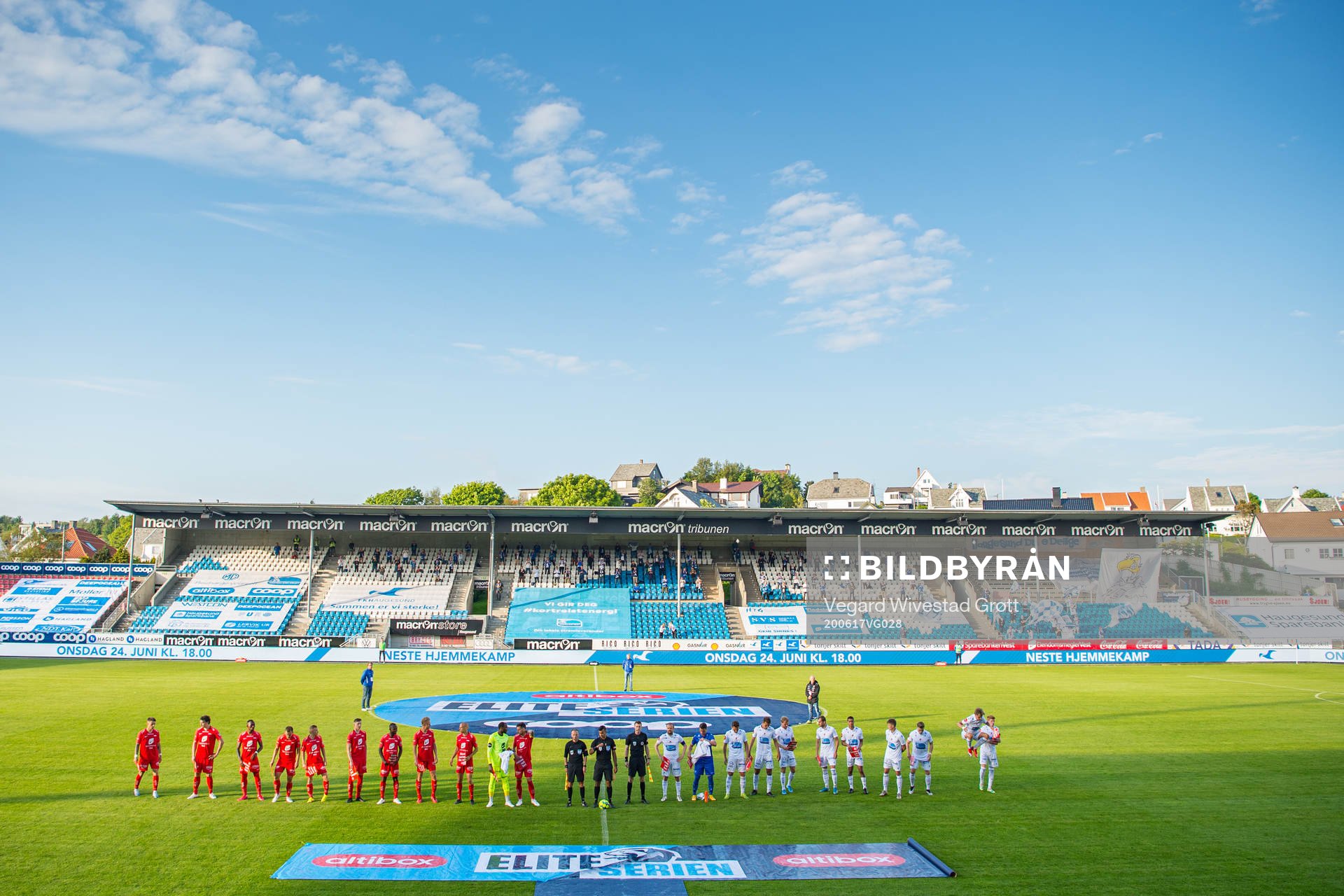 The players of Brann and Haugesund