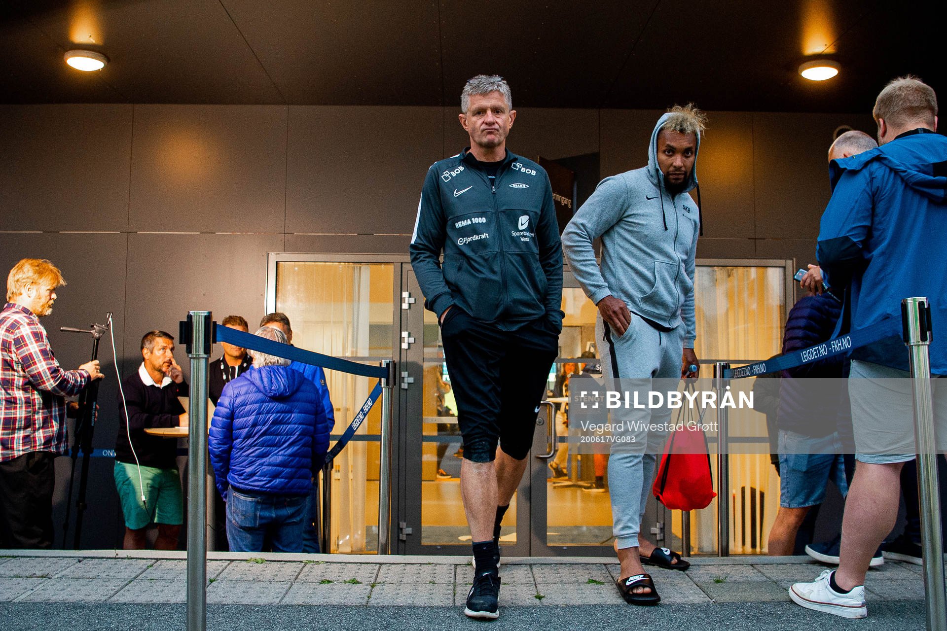 Lars Arne Nilsen, head coach of Brann, and Bismar Acosta