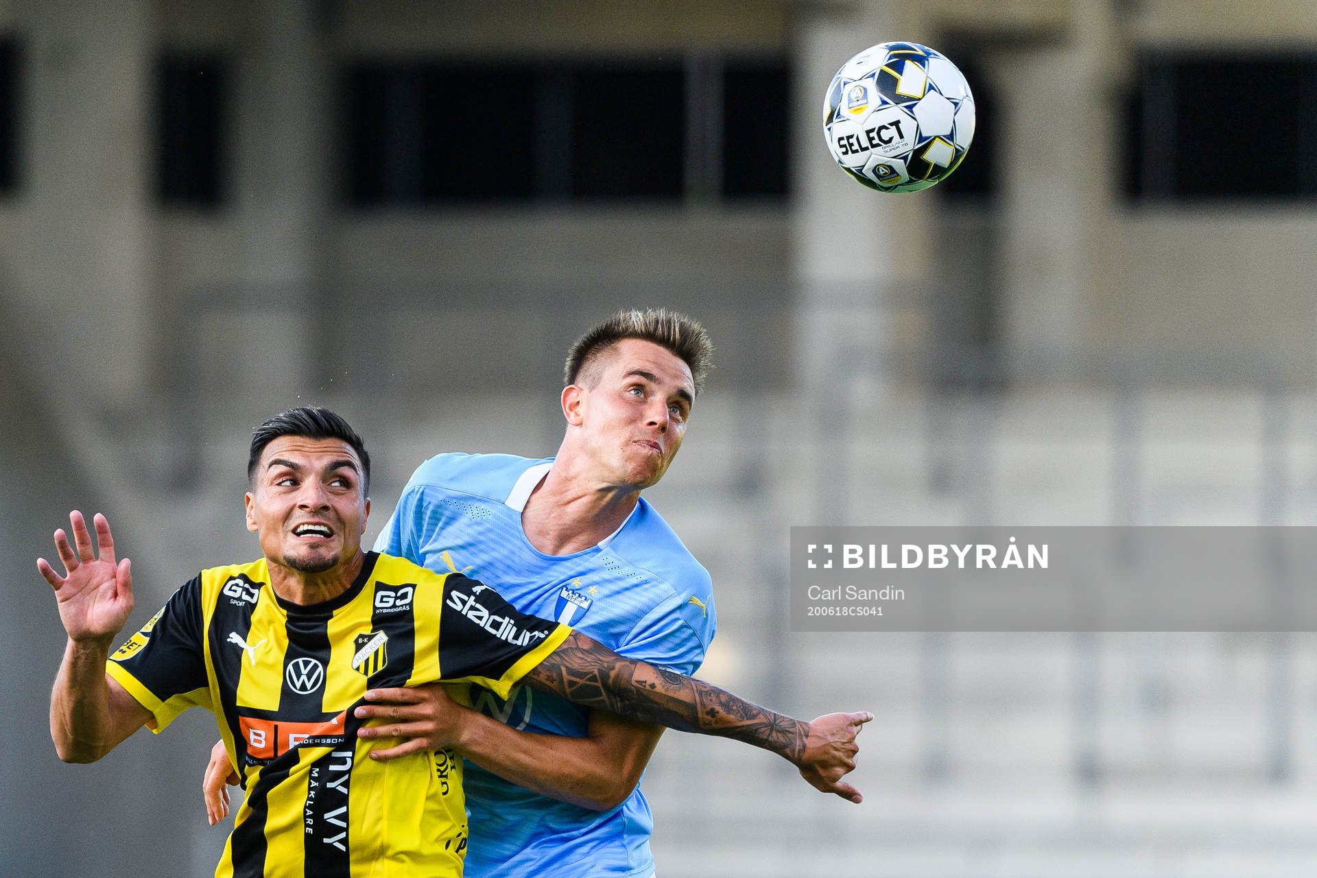 Häckens Ahmed Yasin och Malmö FFs Jonas Knudsen