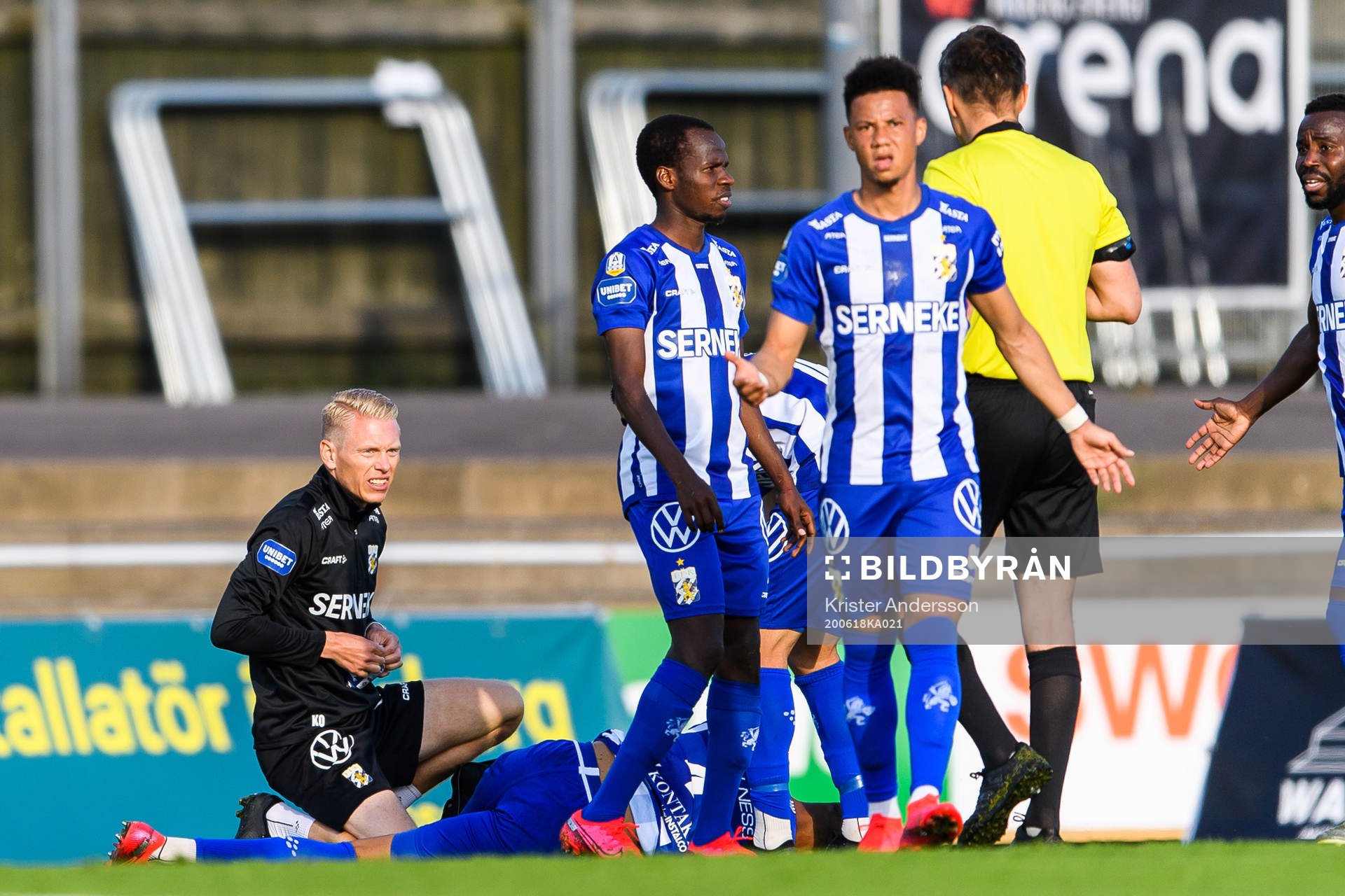 IFK Göteborgs Kristopher Da Graca ligger ner och har ont