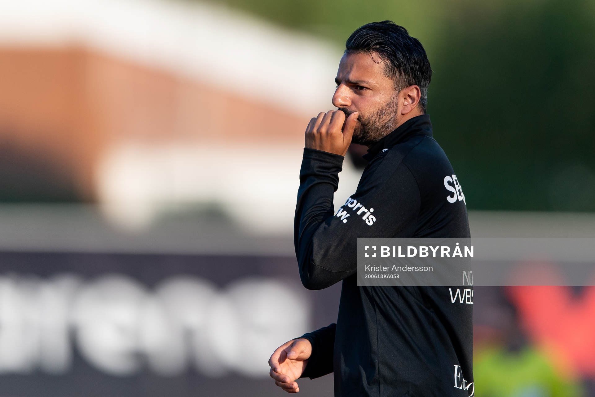 IFK Göteborgs tränare Poya Asbaghi