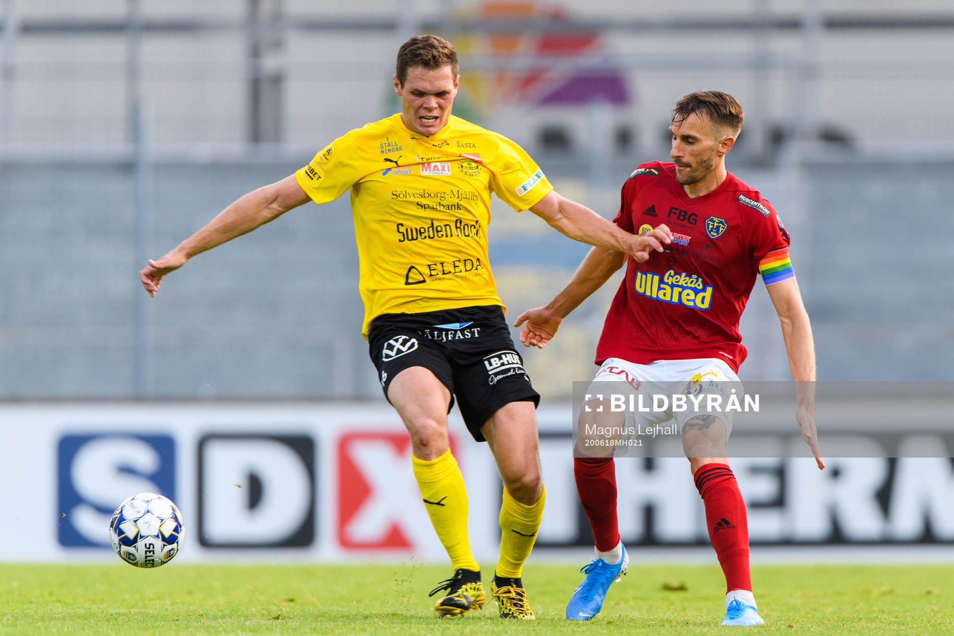 Mjällbys Jacob Bergström och Falkenbergs Tobias Karlsson