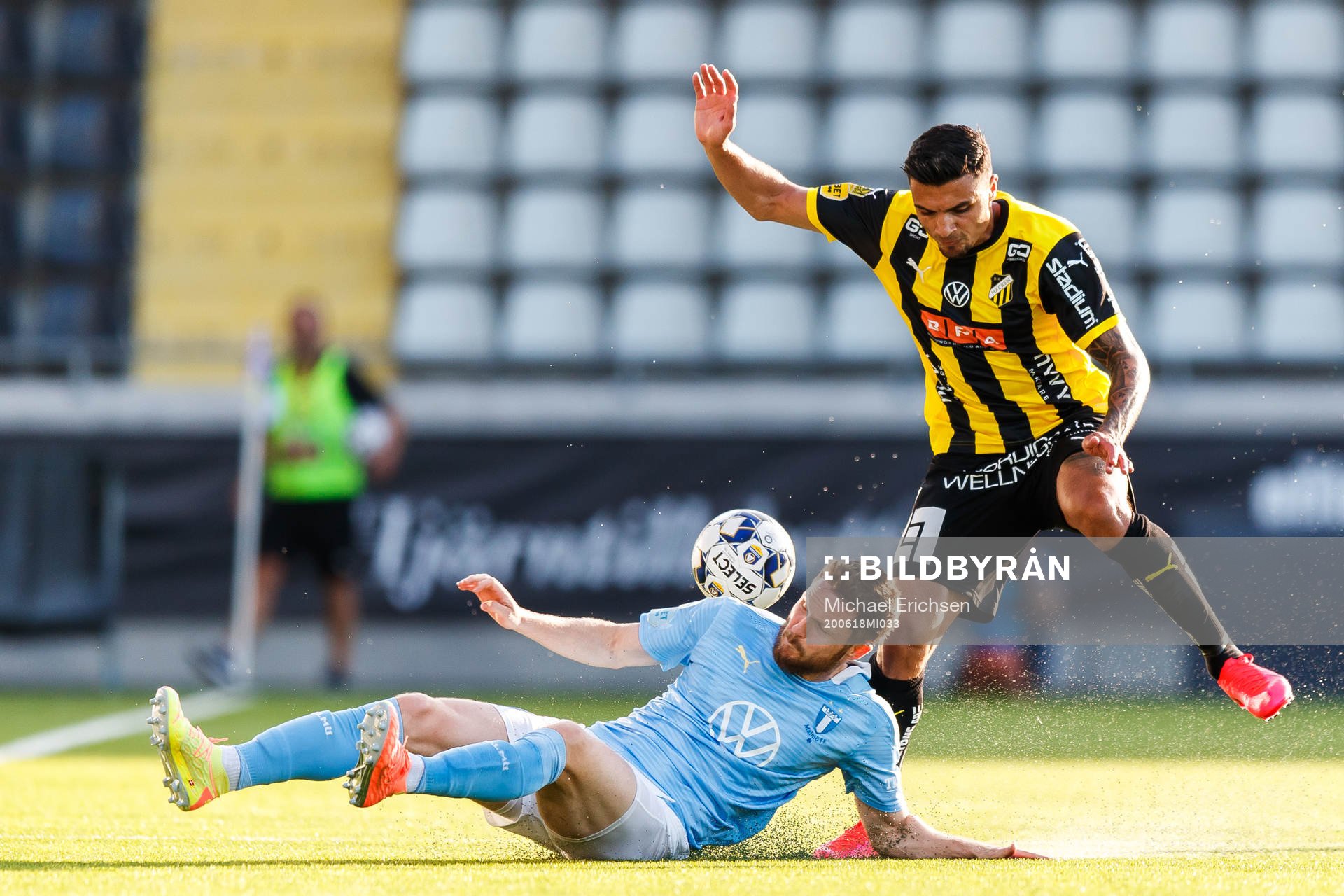 Malmö FFs Lasse Nielsen och Häckens Ahmed Yasin