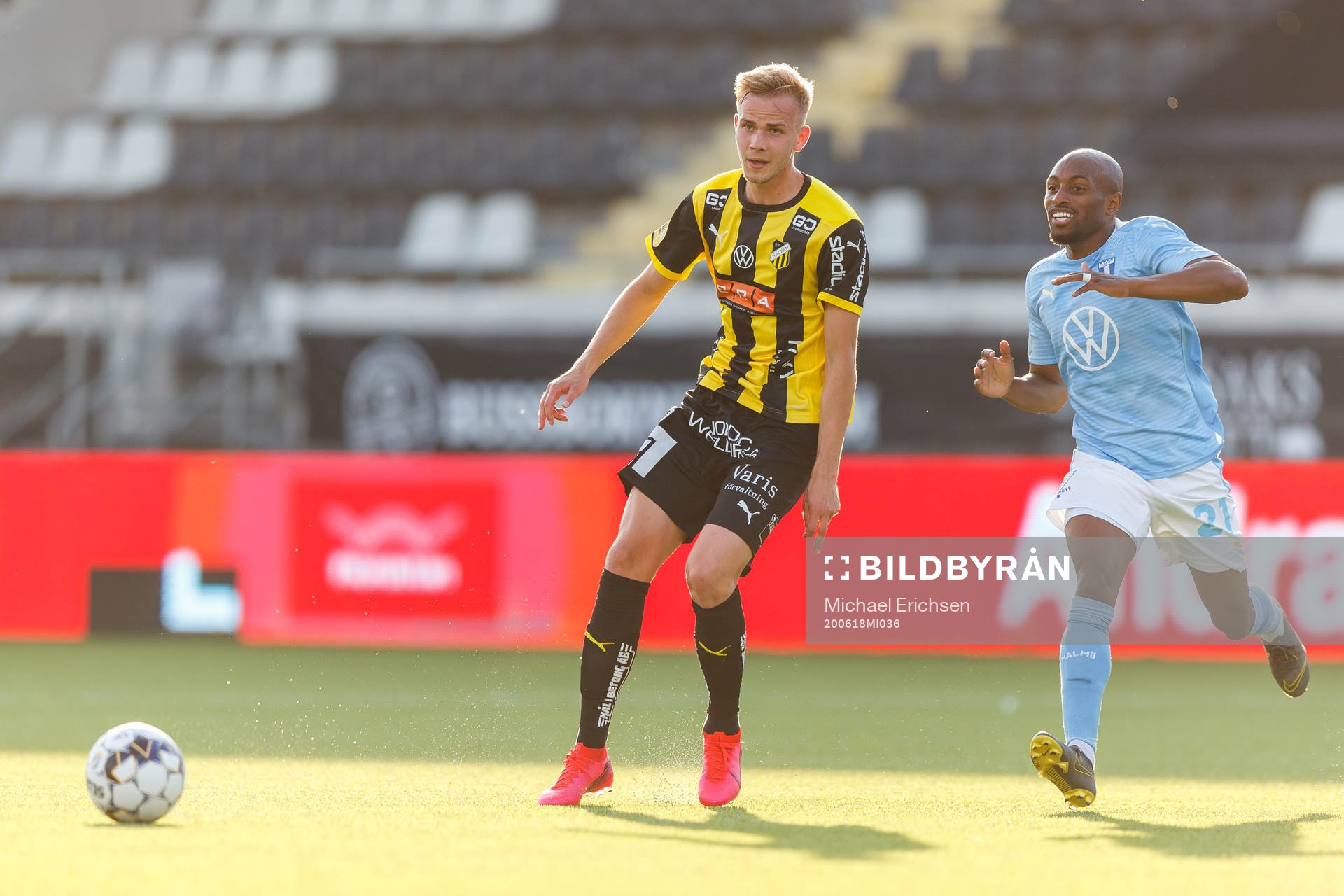 Häckens Jasse Tuominen och Malmö FFs Fouad Bachirou