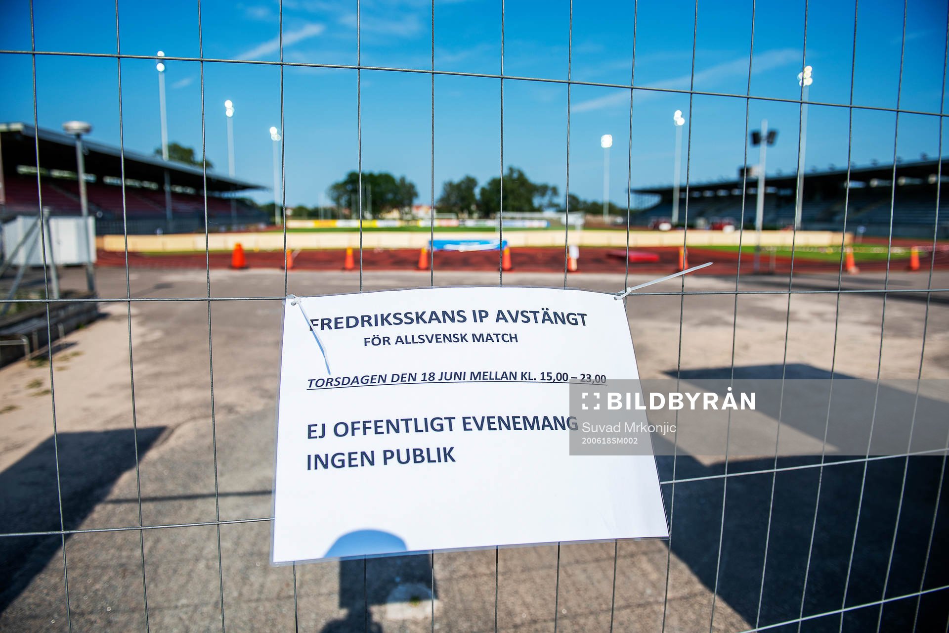 En skylt utanför Fredriksskans IP