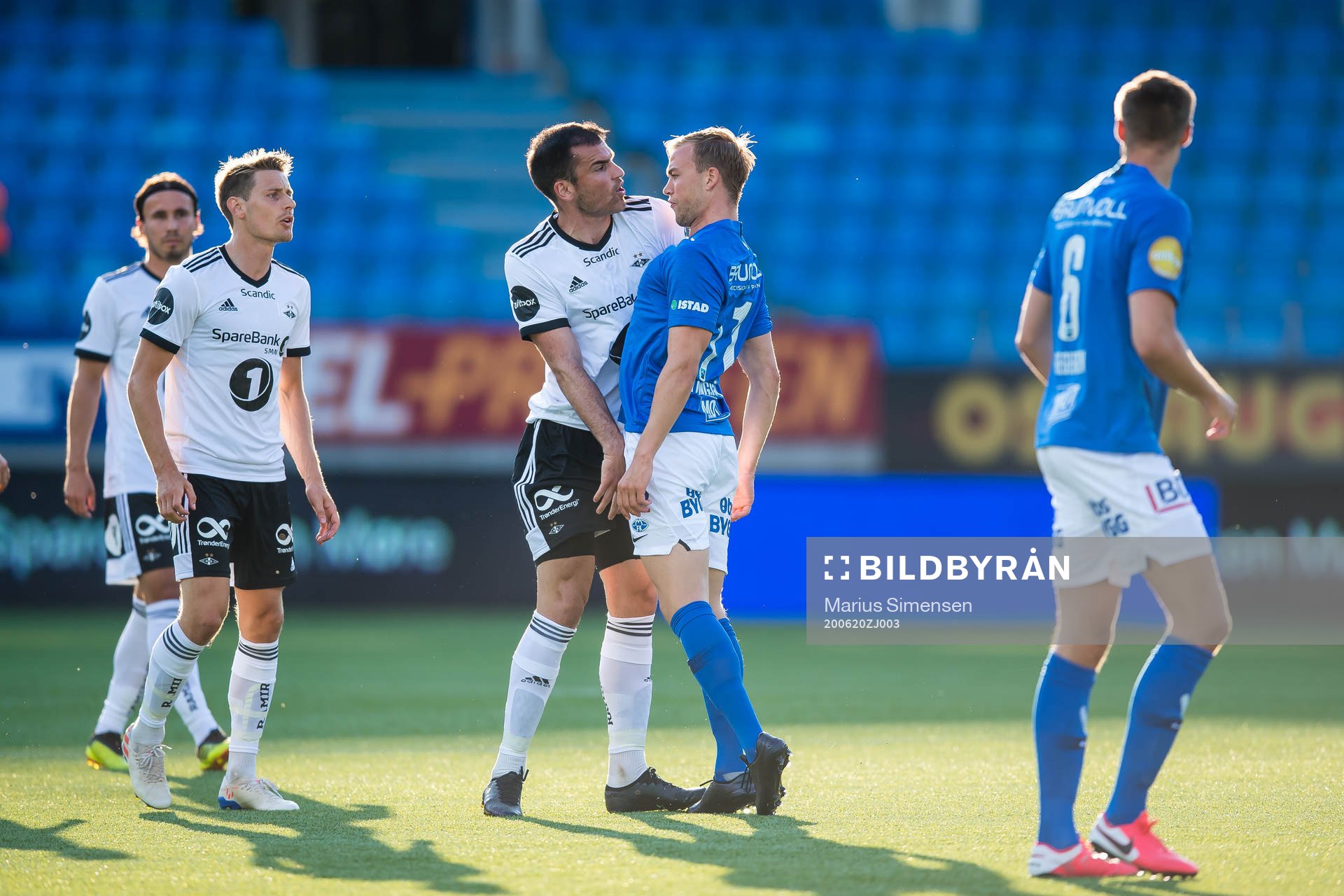 Dino Islamovic of Rosenborg and Martin Skjelbreid Ellingsen