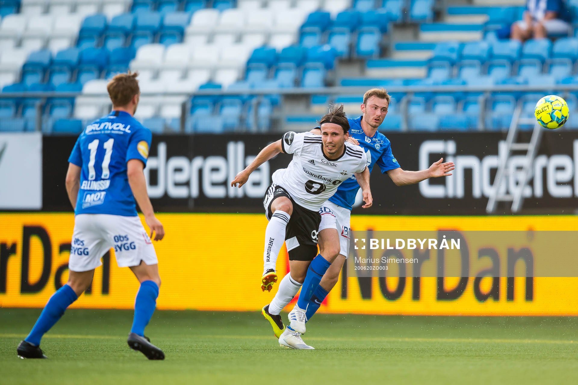 Anders Trondsen of Rosenborg and Fredrik Aursnes of Molde