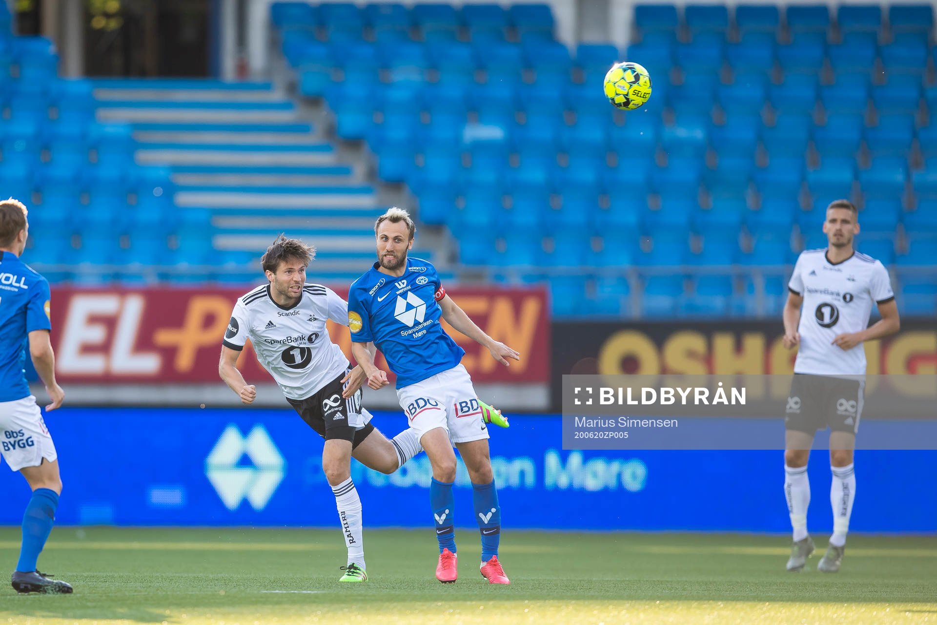Marius Lundemo of Rosenborg and Magnus Wolff Eikrem of Molde