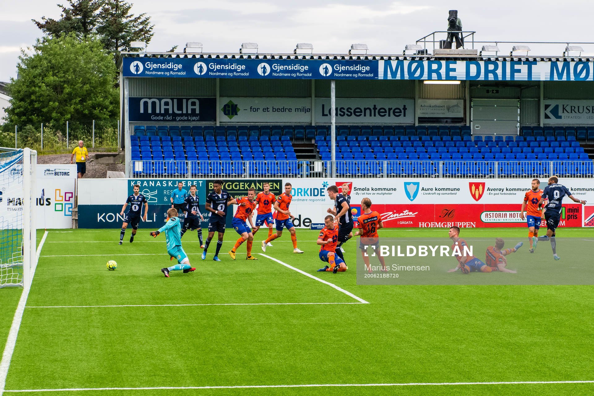 Amahl William D'Vaz Pellegrino of Kristiansund scores the