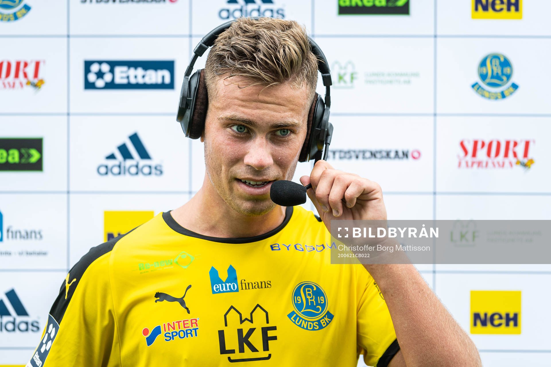 Lunds Jakob Ottosson i en intervju med media