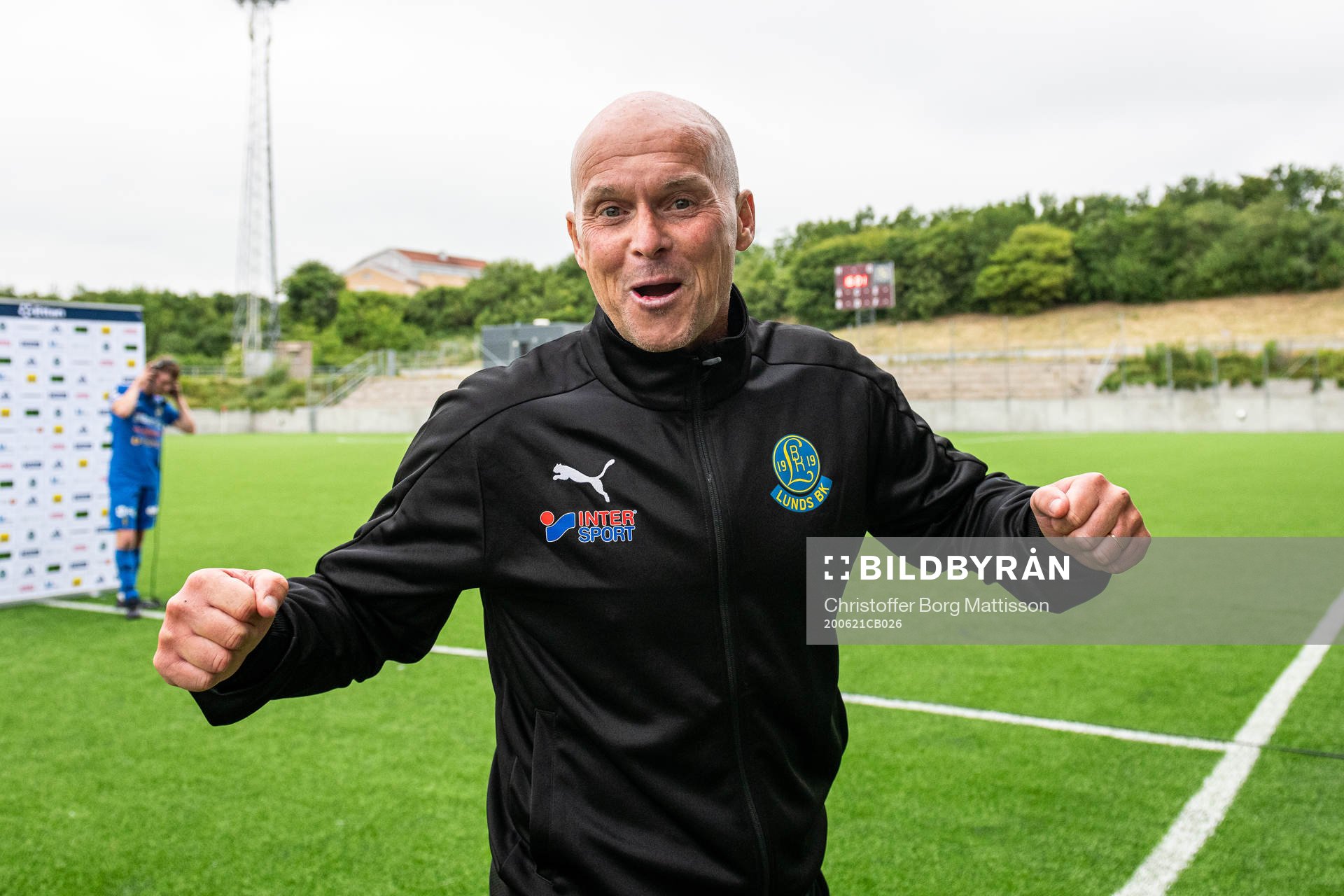 Lunds tränare Anders Grimberg jublar