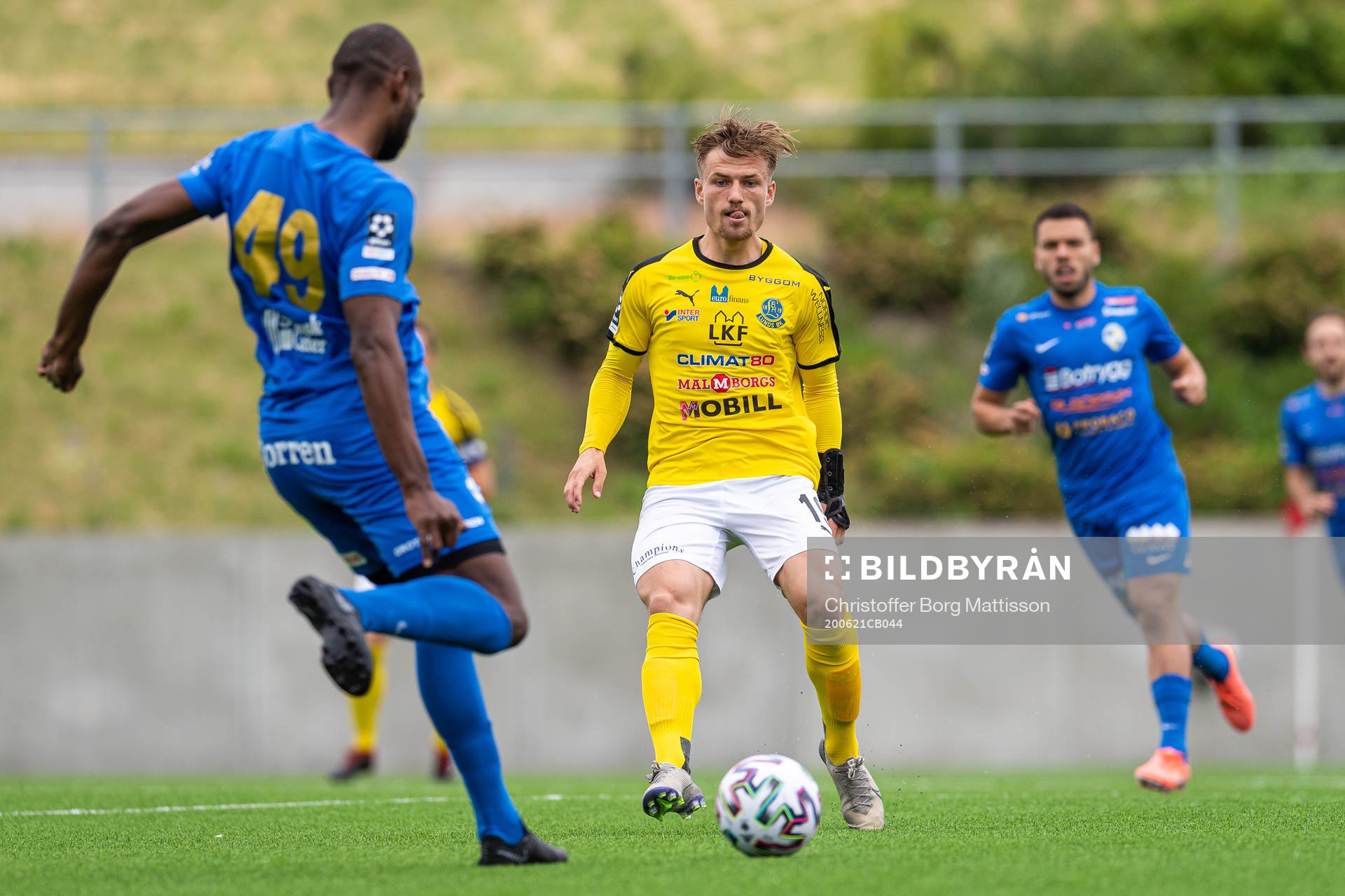 Linköpings Almir Gullit dos Santos och Lunds Jesper Rindmo