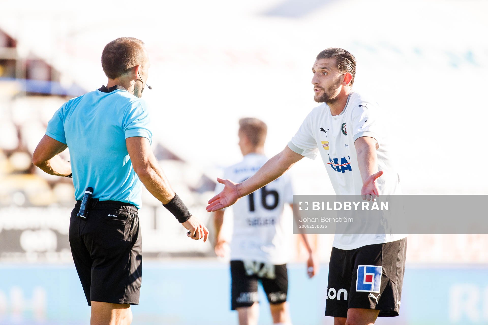 Örebros Agon Mehmeti reagerar på domslut